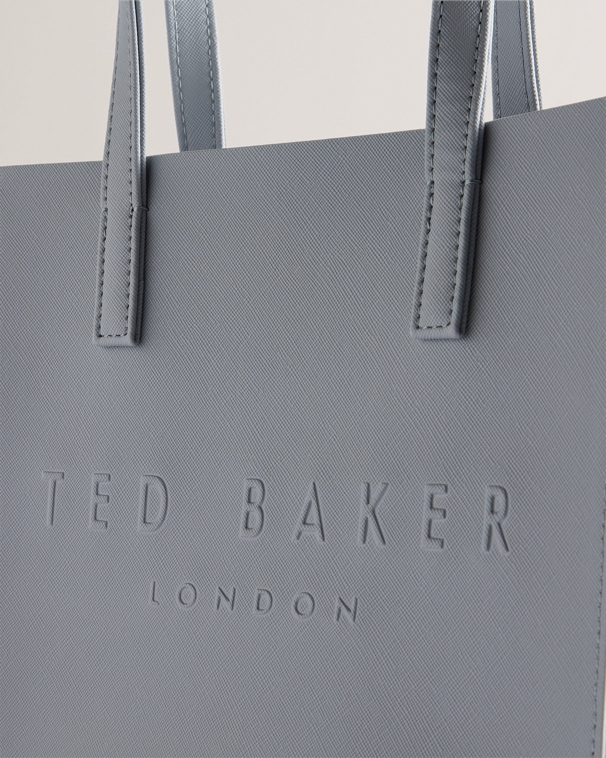 Women's Seacon-Crosshatch Small Icon Bag Lt-Grey Ted Baker South Africa