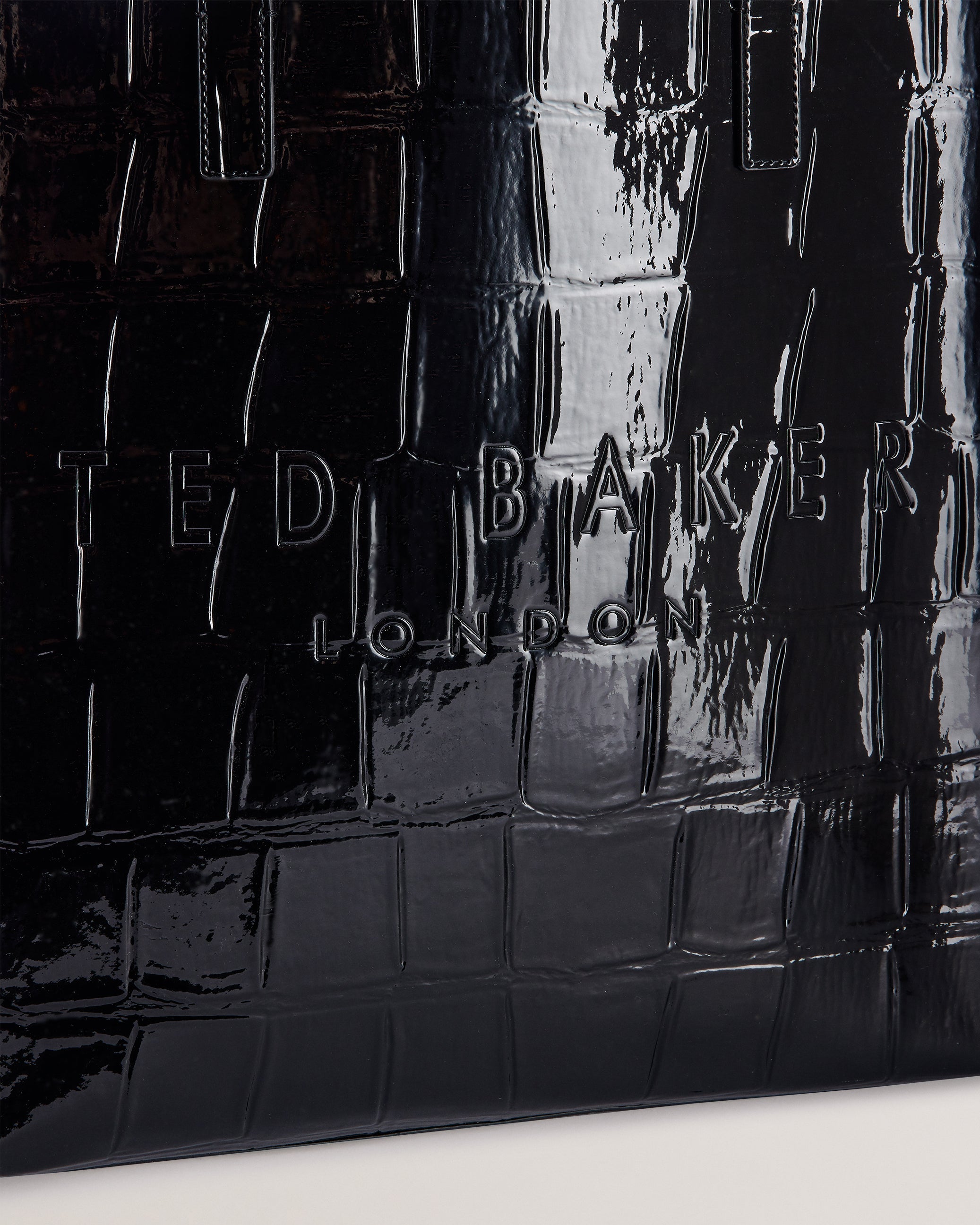 Women's Croccon-Croc Effect Large Icon Bag Jet-Black Ted Baker South Africa Bellabags