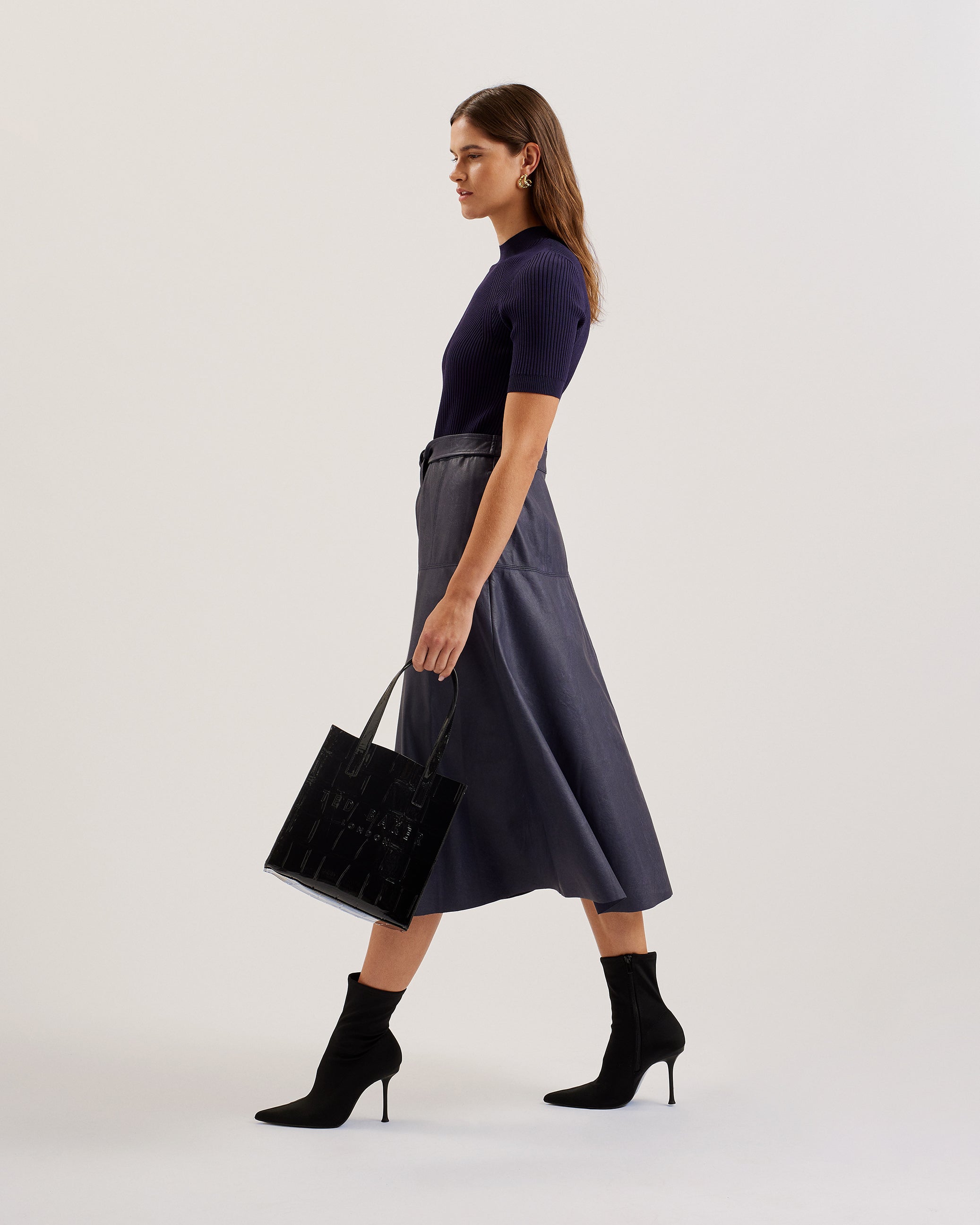 Women's Reptcon-Croc Effect Small Icon Bag Jet-Black Ted Baker South Africa Bellabags