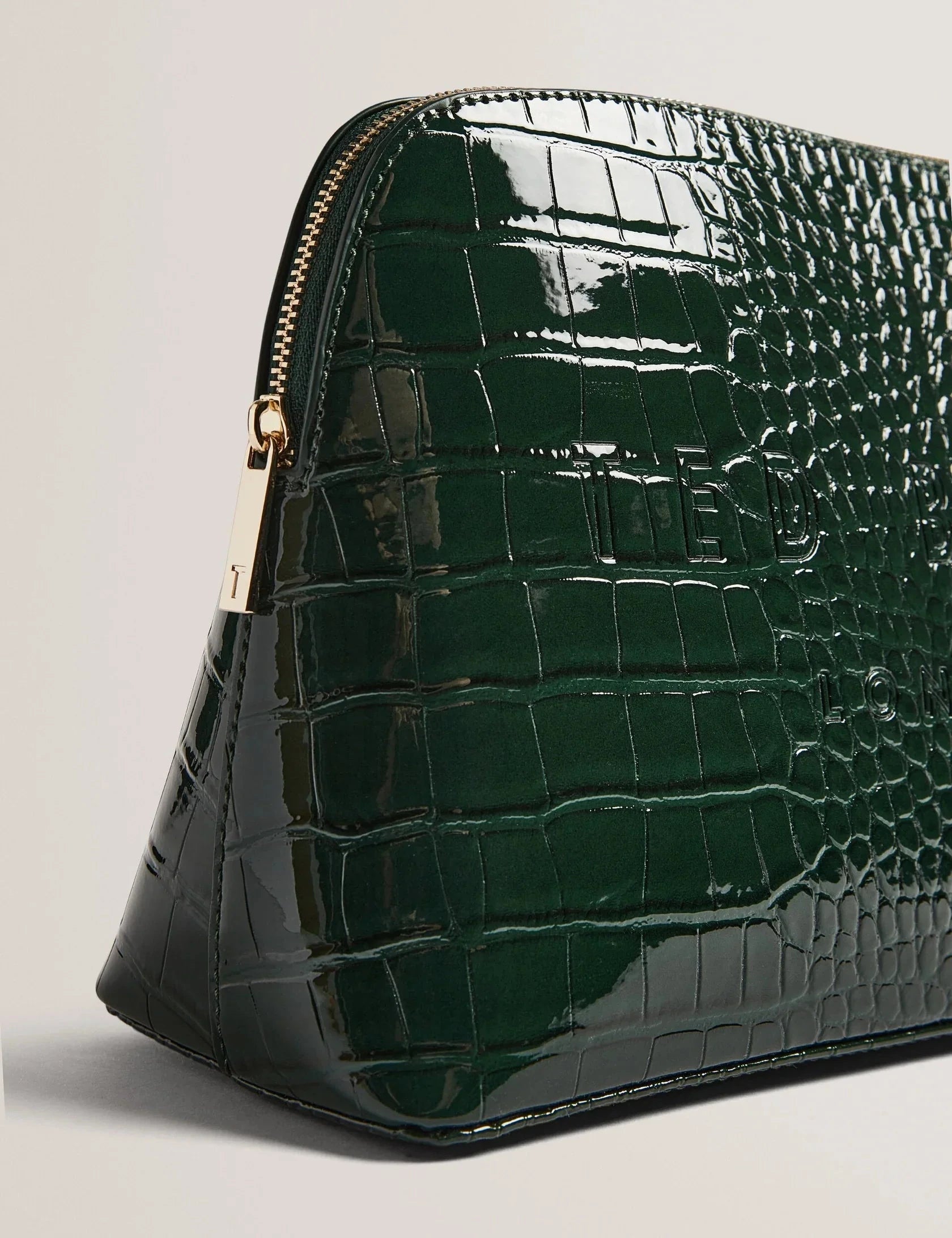 Women's CROCANA-Imitation Croc Large Washbag Ted Baker South Africa