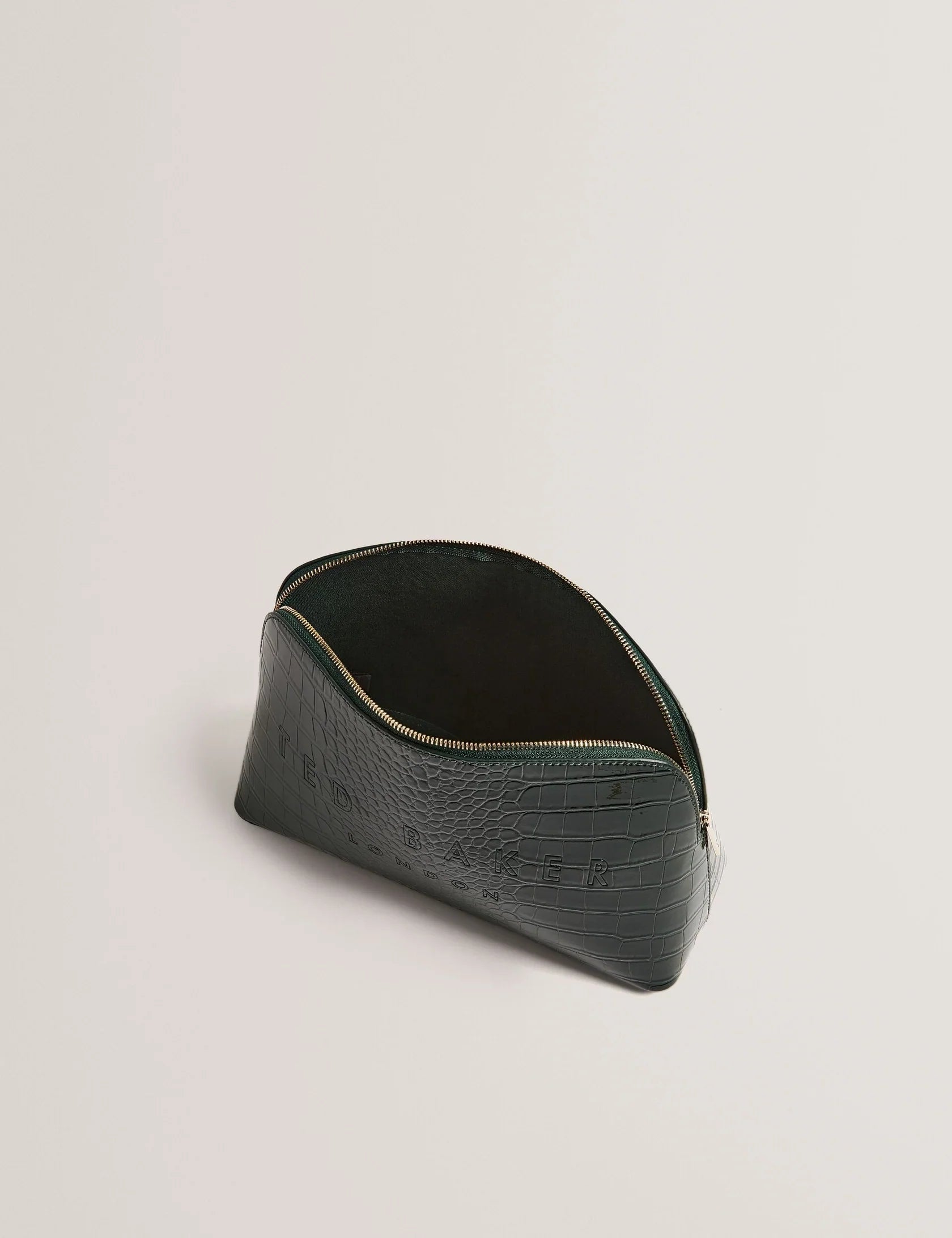 Women's CROCANA-Imitation Croc Large Washbag Ted Baker South Africa Bellabags