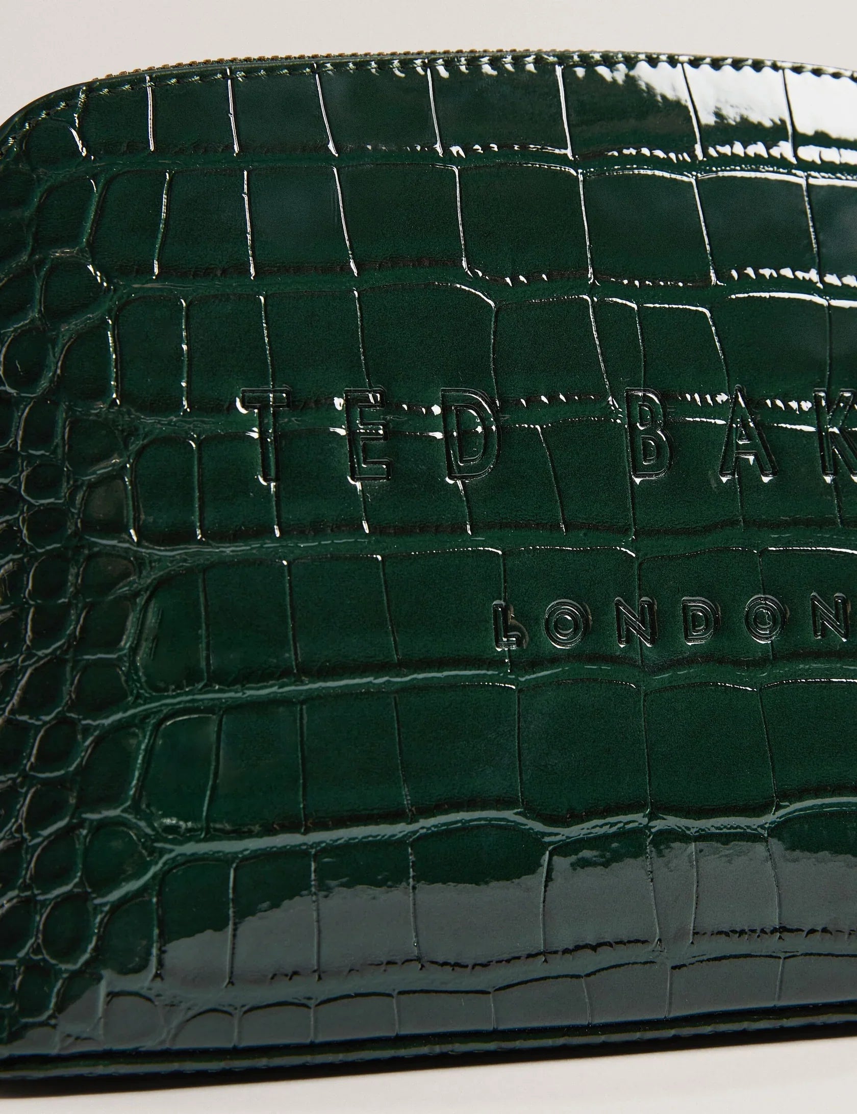 Women's CROCALA-Imitation Croc Makeup Bag Ted Baker South Africa Bellabags