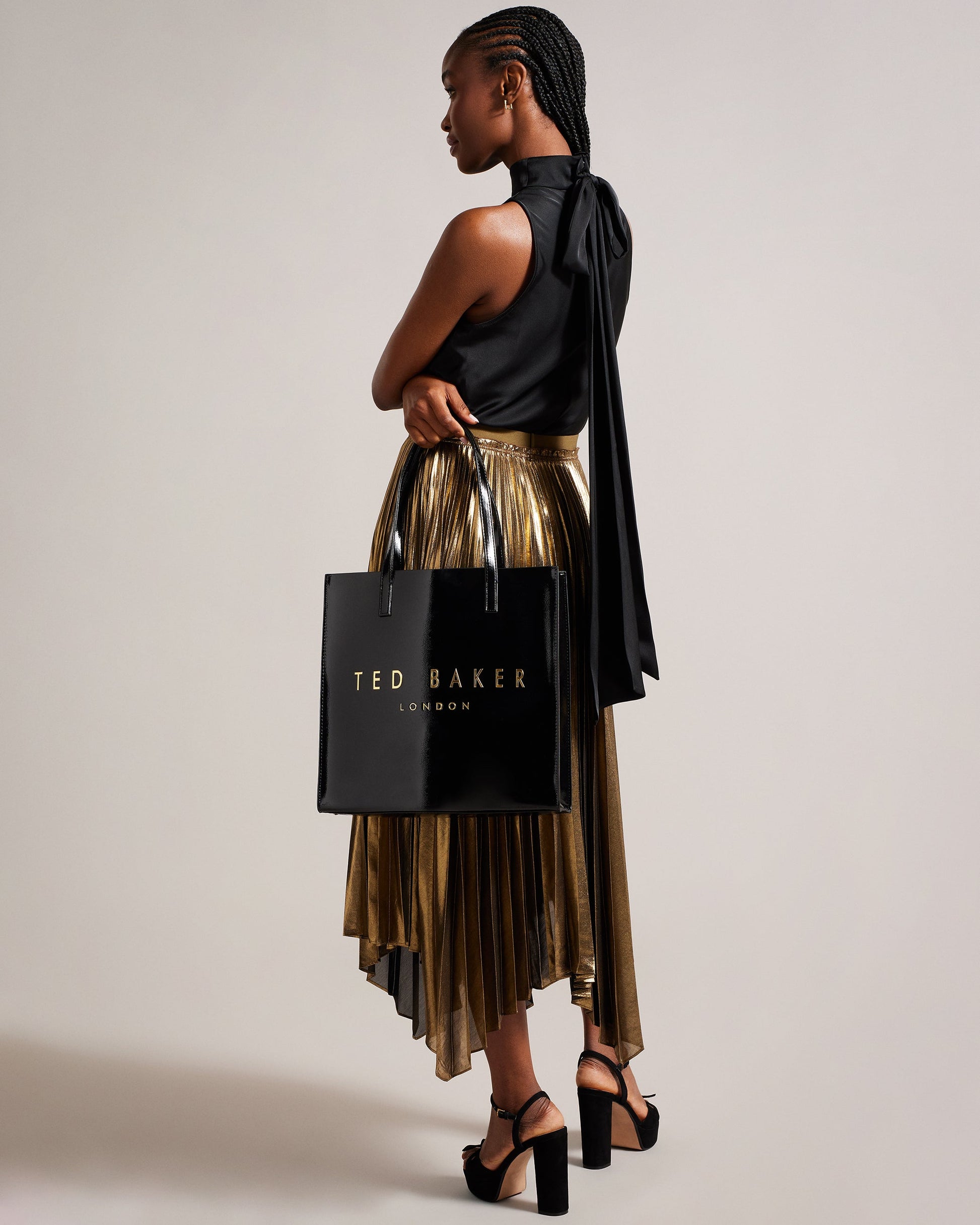 Women's CRINKON-Crinkle Large Icon Bag Black Ted Baker South Africa