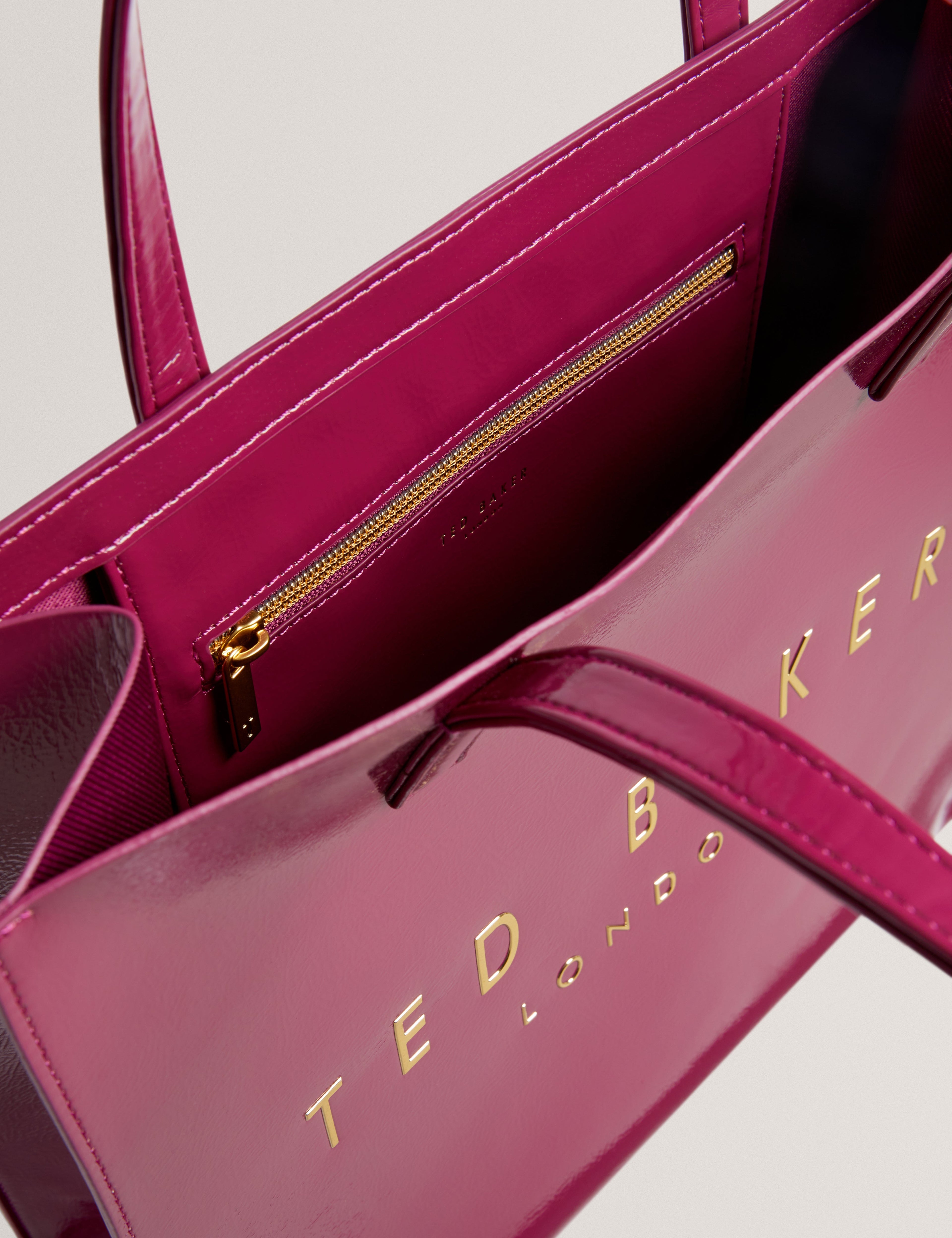 Women's CRINKON-Crinkle Large Icon Bag Deep Pink Ted Baker South Africa Bellabags