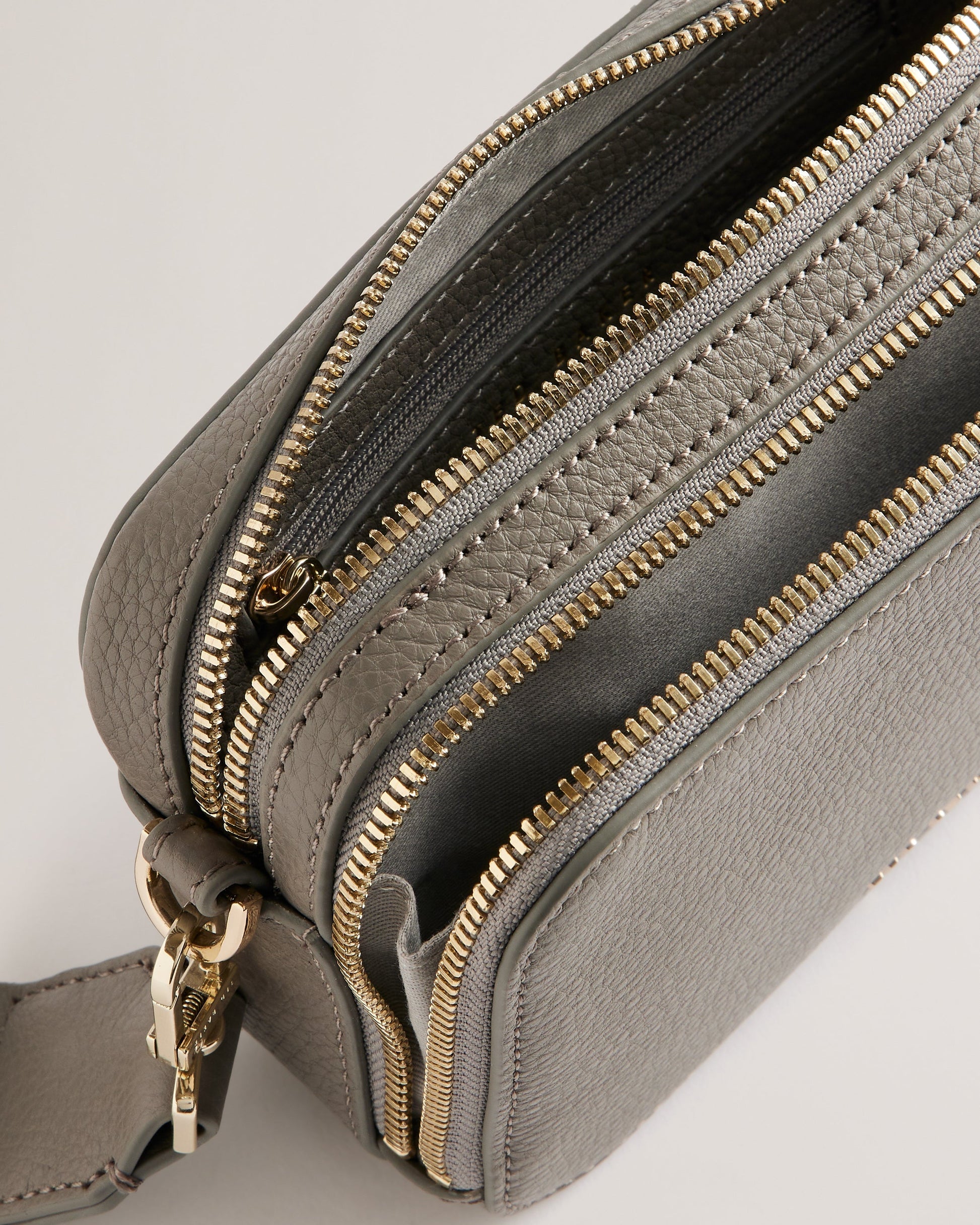 Women's Stunna-Mini Webbing Crossbody Bag Mid-Grey Ted Baker South Africa