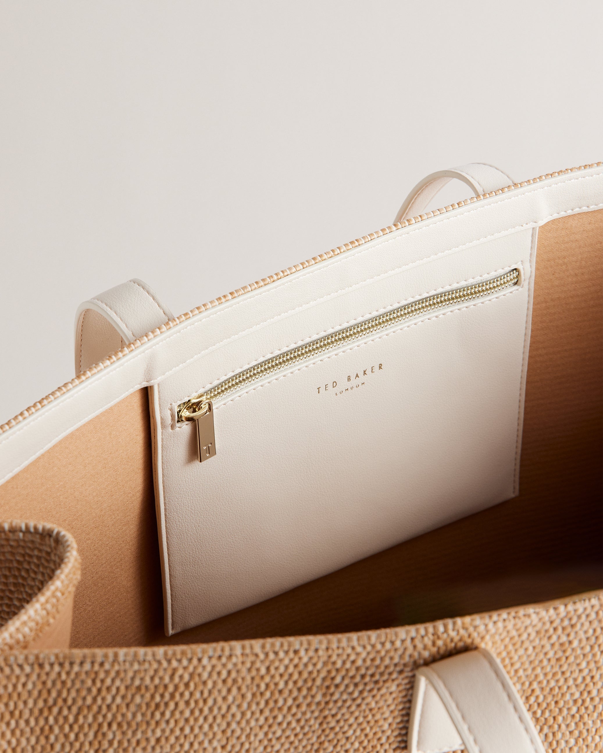 Women's Pallmer-Faux Raffia Large Icon Bag Ecru Ted Baker South Africa Bellabags