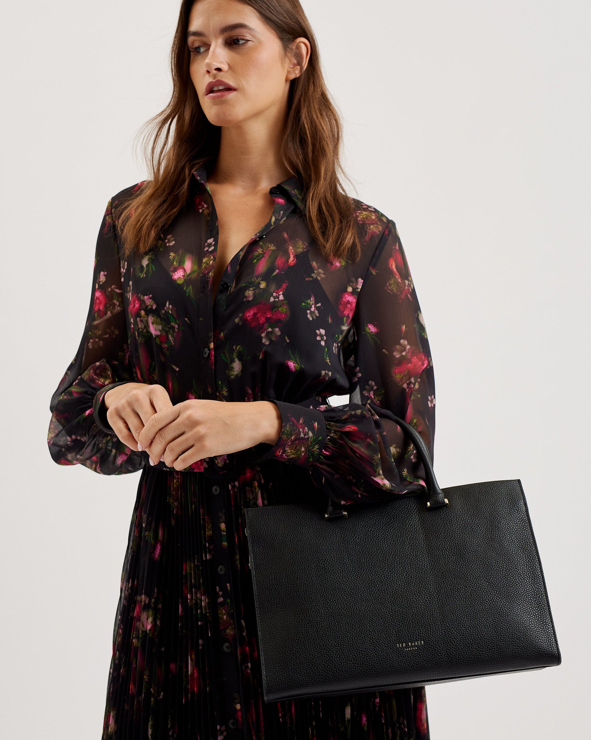 Women's Rosane-Bar Detail Medium Tote Bag Black Ted Baker South Africa