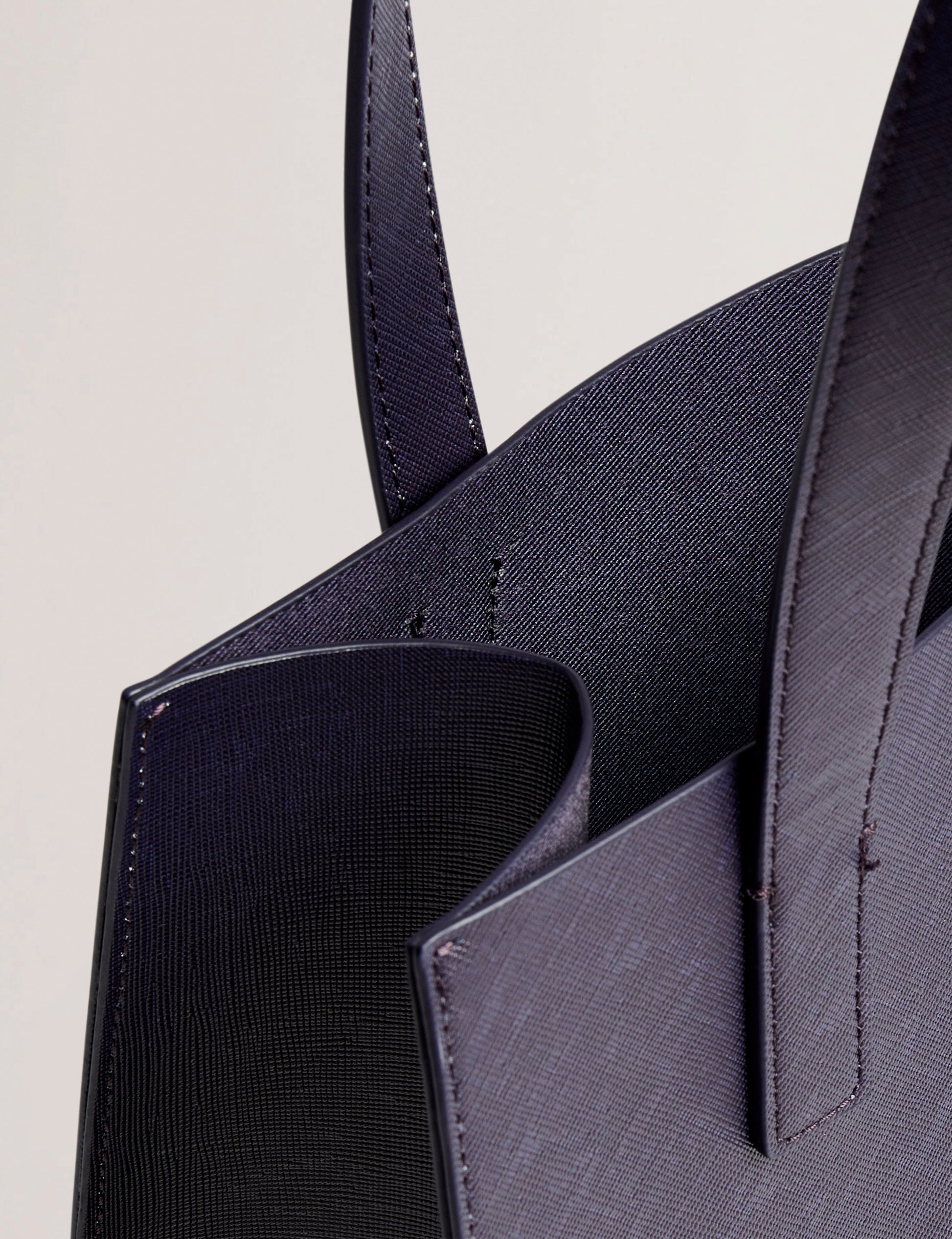 Women's ALUMCON-Linear Rose Small Icon Bag Navy Ted Baker South Africa