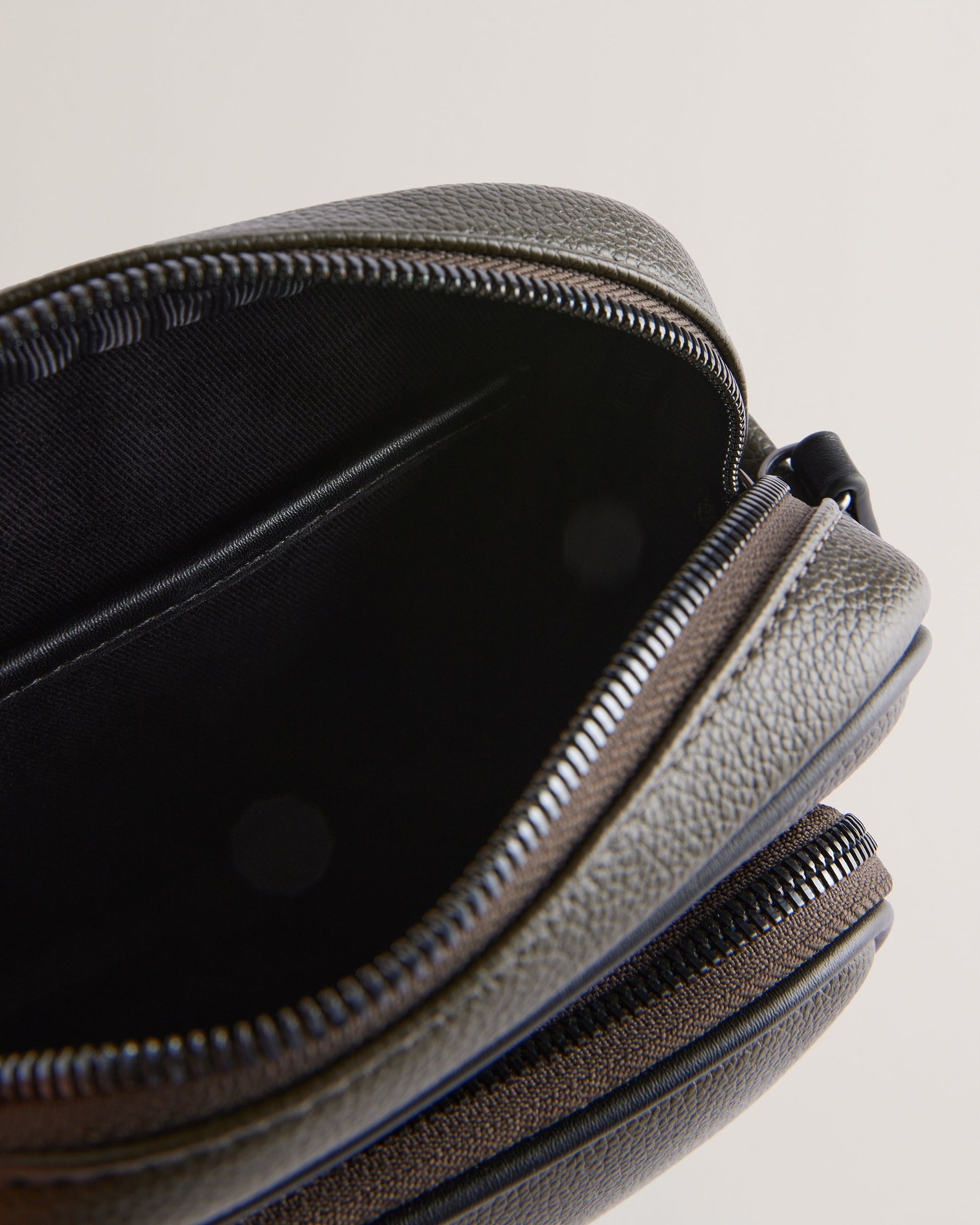 Men's Taii-Pu Tb Script Flight Bag Khaki Ted Baker South Africa