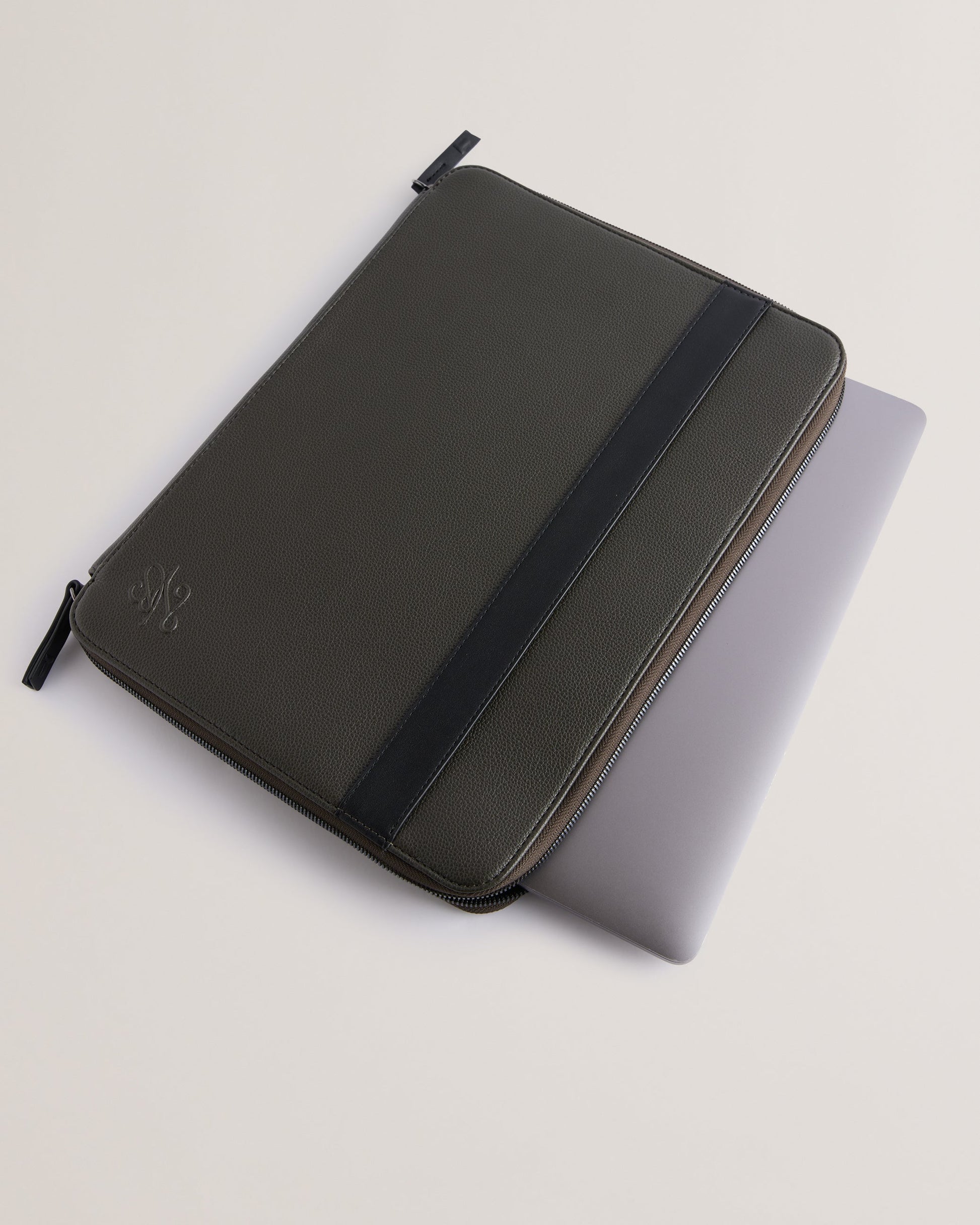 Men's Taivi-Pu Tb Script 13 Inch Laptop Case Khaki Ted Baker South Africa