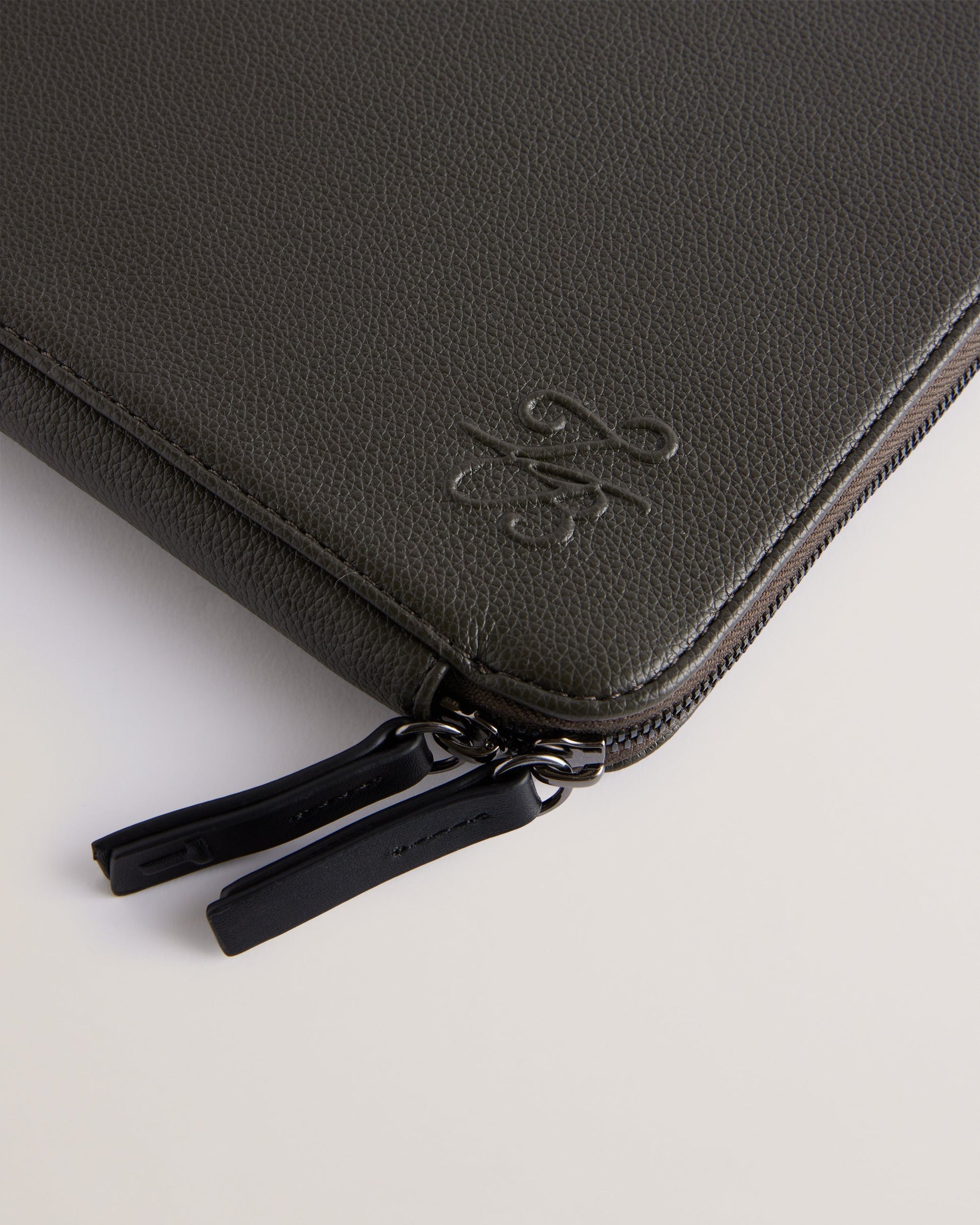 Men's Taivi-Pu Tb Script 13 Inch Laptop Case Khaki Ted Baker South Africa