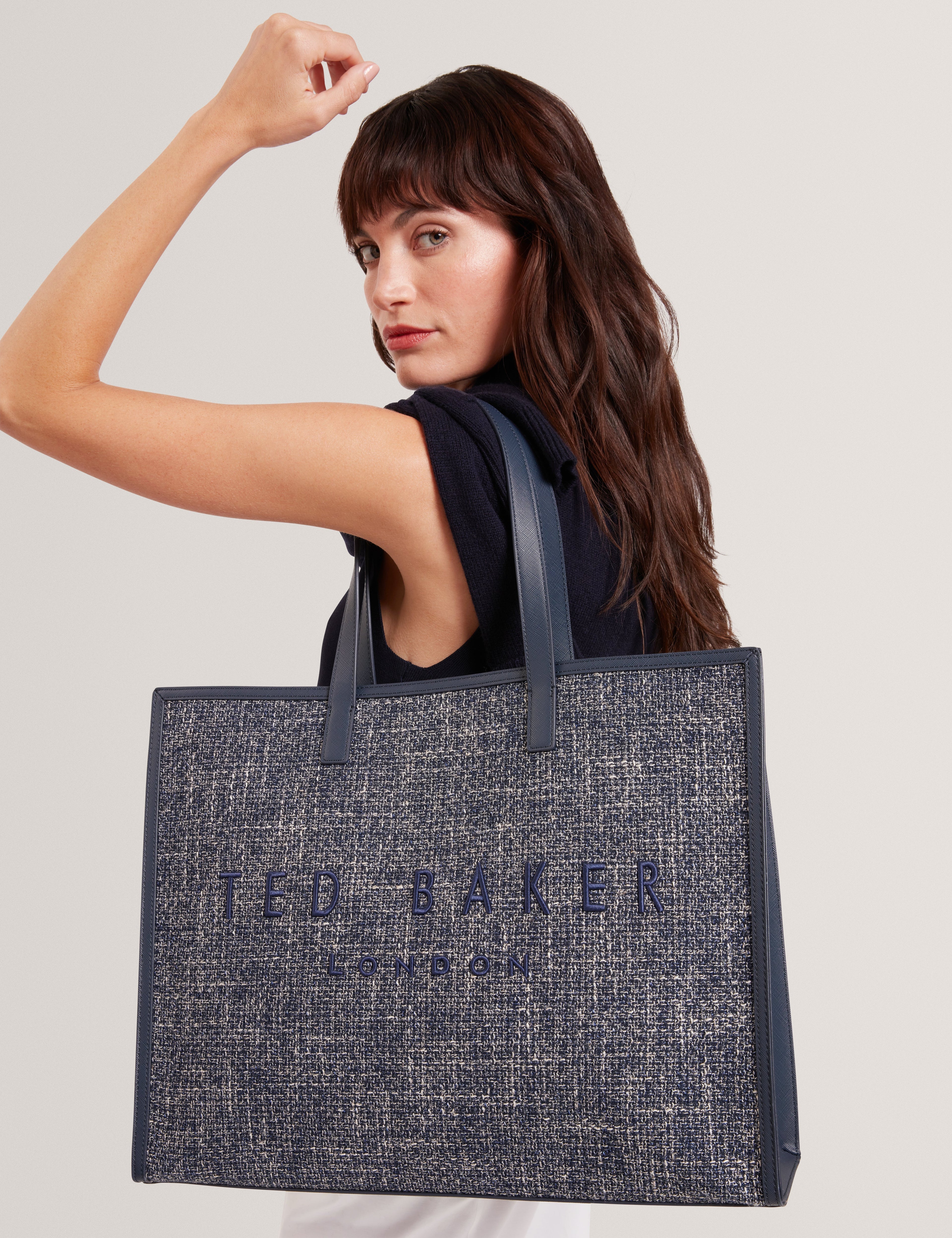 Women's TWEEKON-Tweed Extra Large Icon Bag Ted Baker South Africa Bellabags