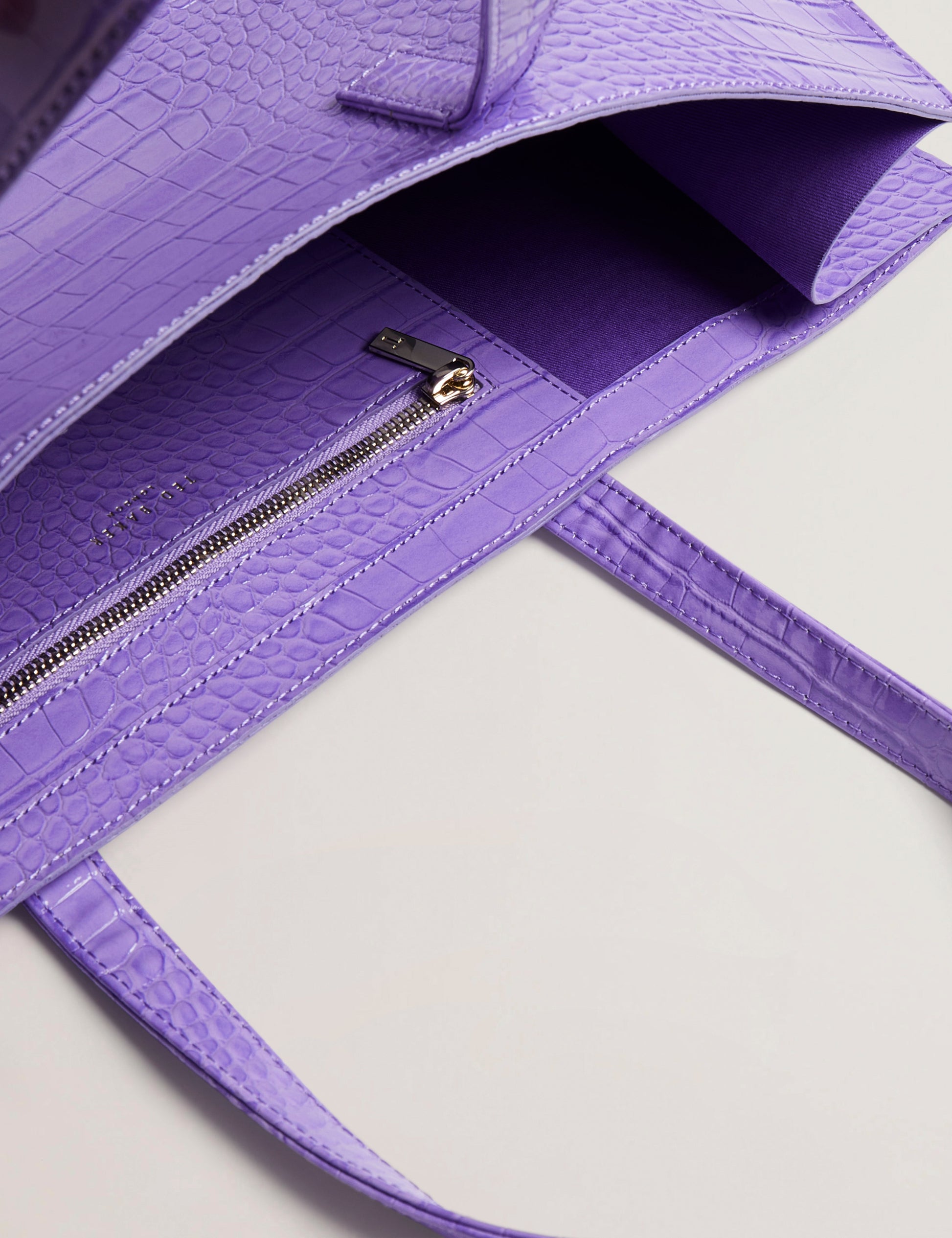 Women's ALLICON-Croc Effect Extra Large Icon Ted Baker South Africa