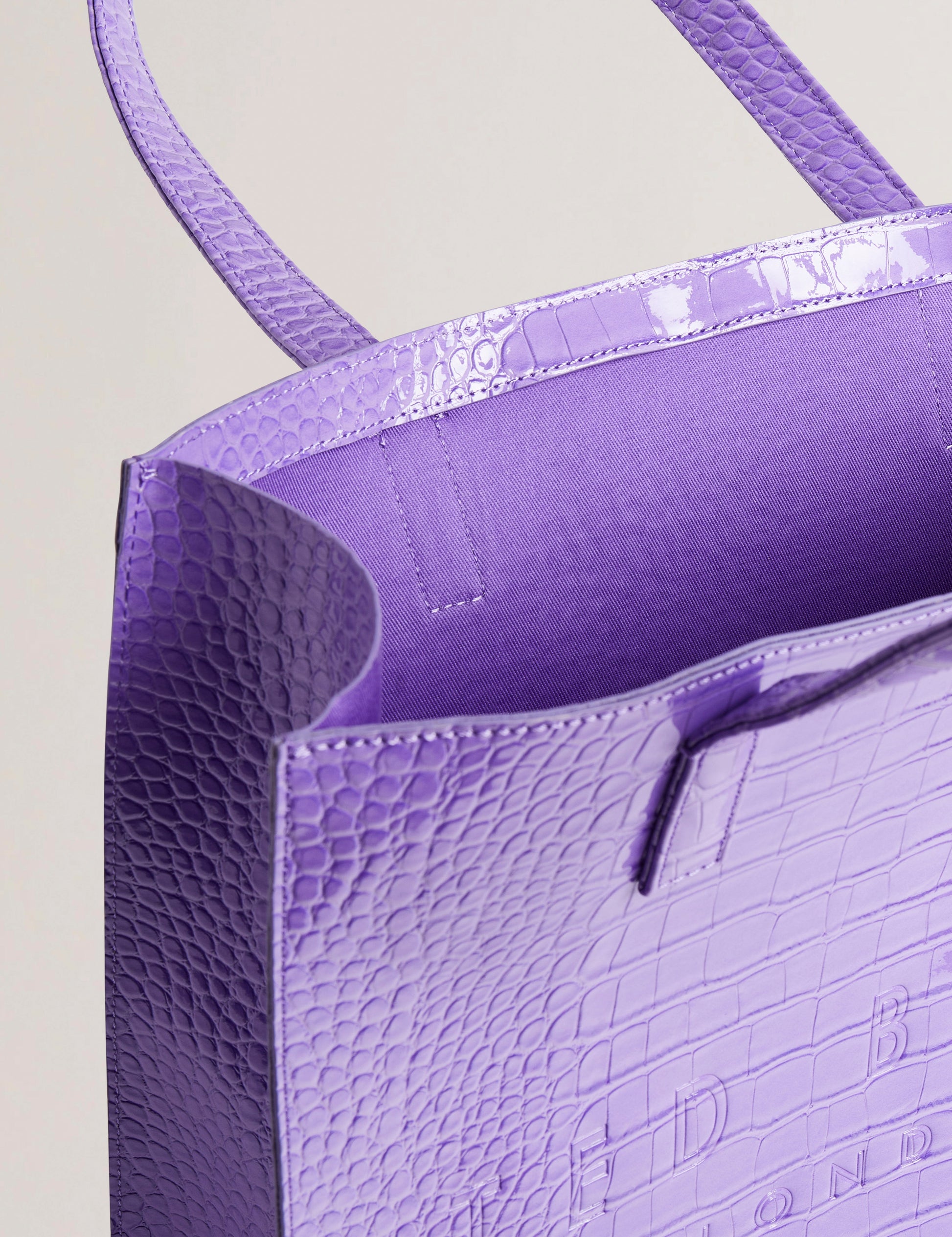 Women's CROCCON-Croc Effect Large Icon Bag Ted Baker South Africa