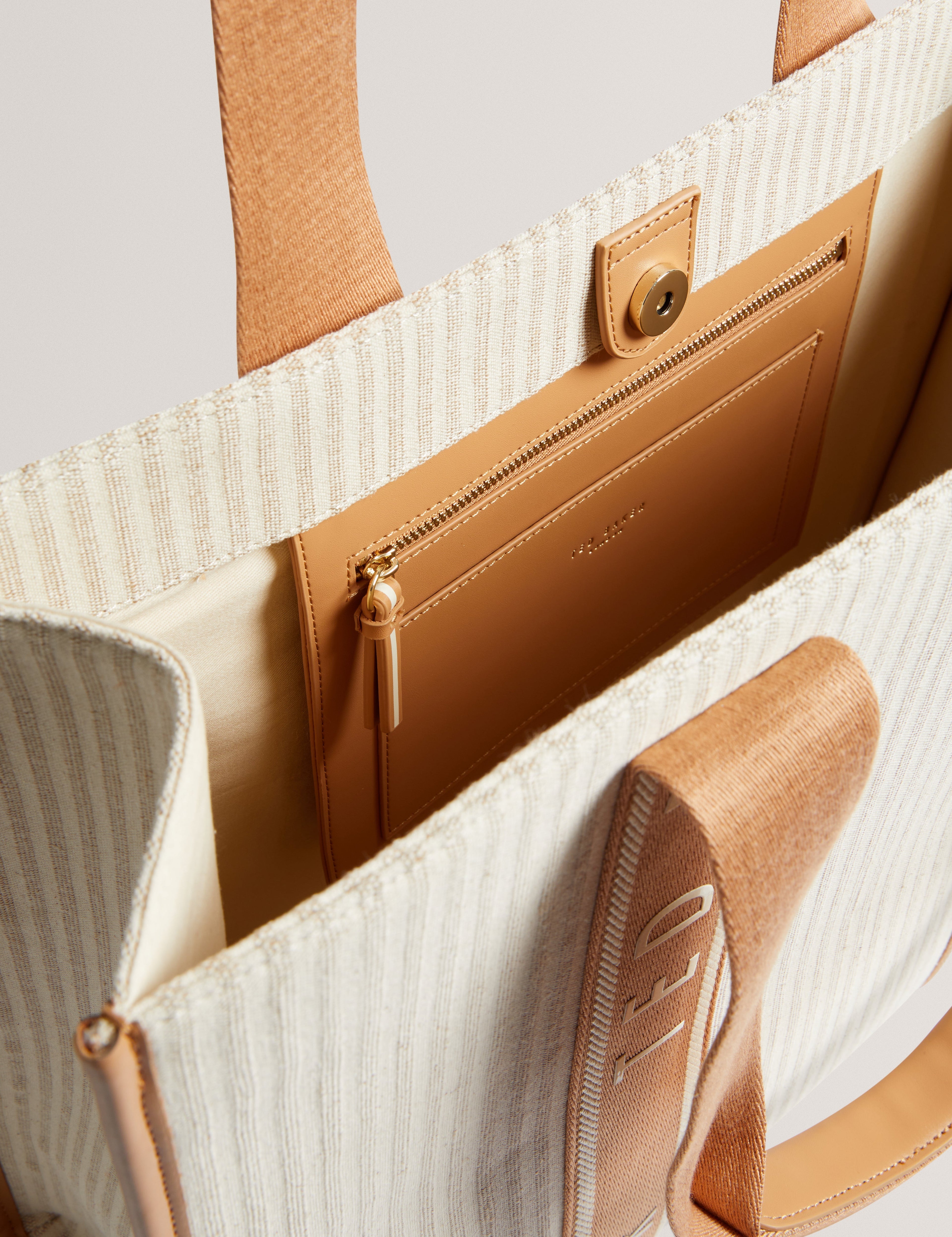 Women's HAYLLEE-Striped Canvas Large Icon Bag Camel Ted Baker South Africa Bellabags
