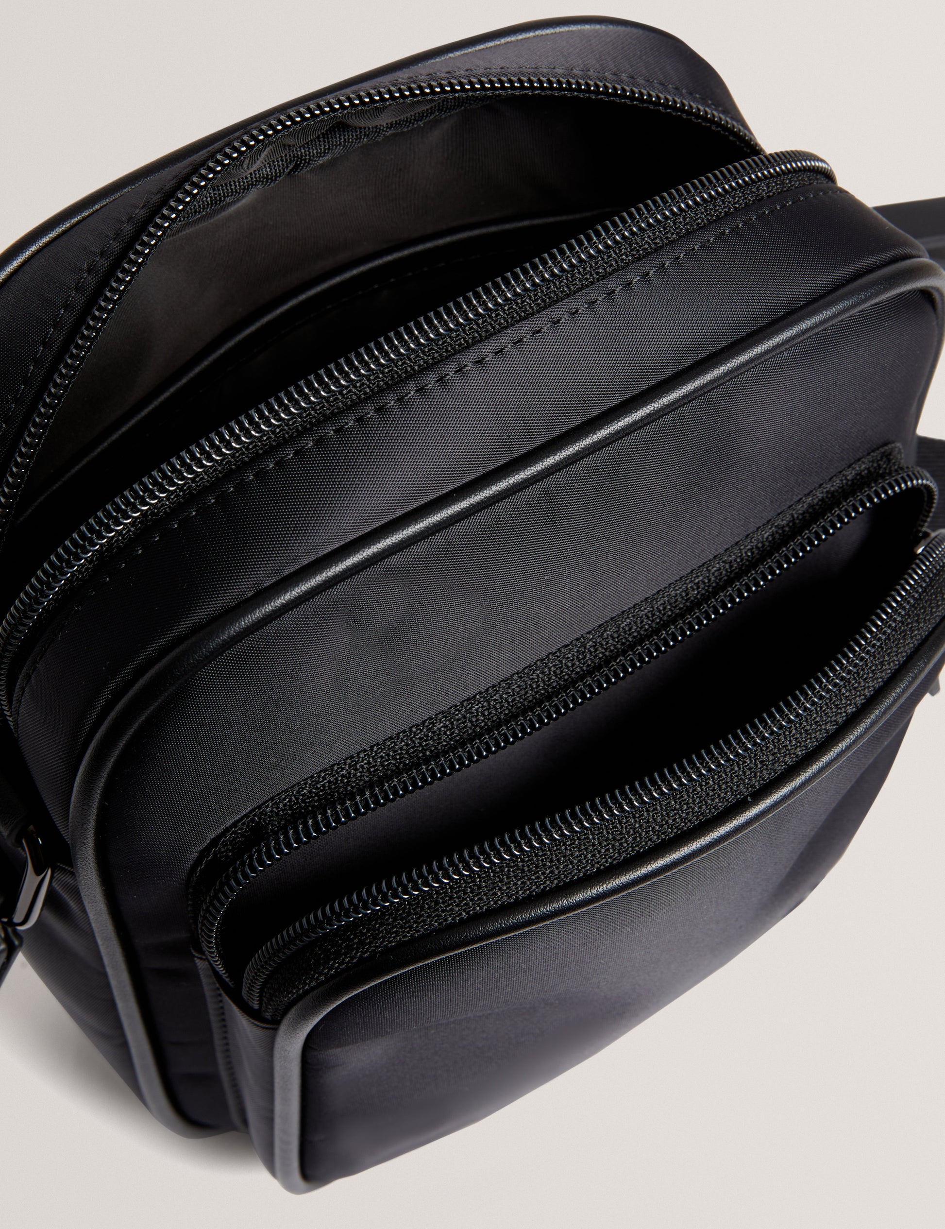 Men's NELVIN-Nylon TB Script Flight Crossbag Ted Baker South Africa