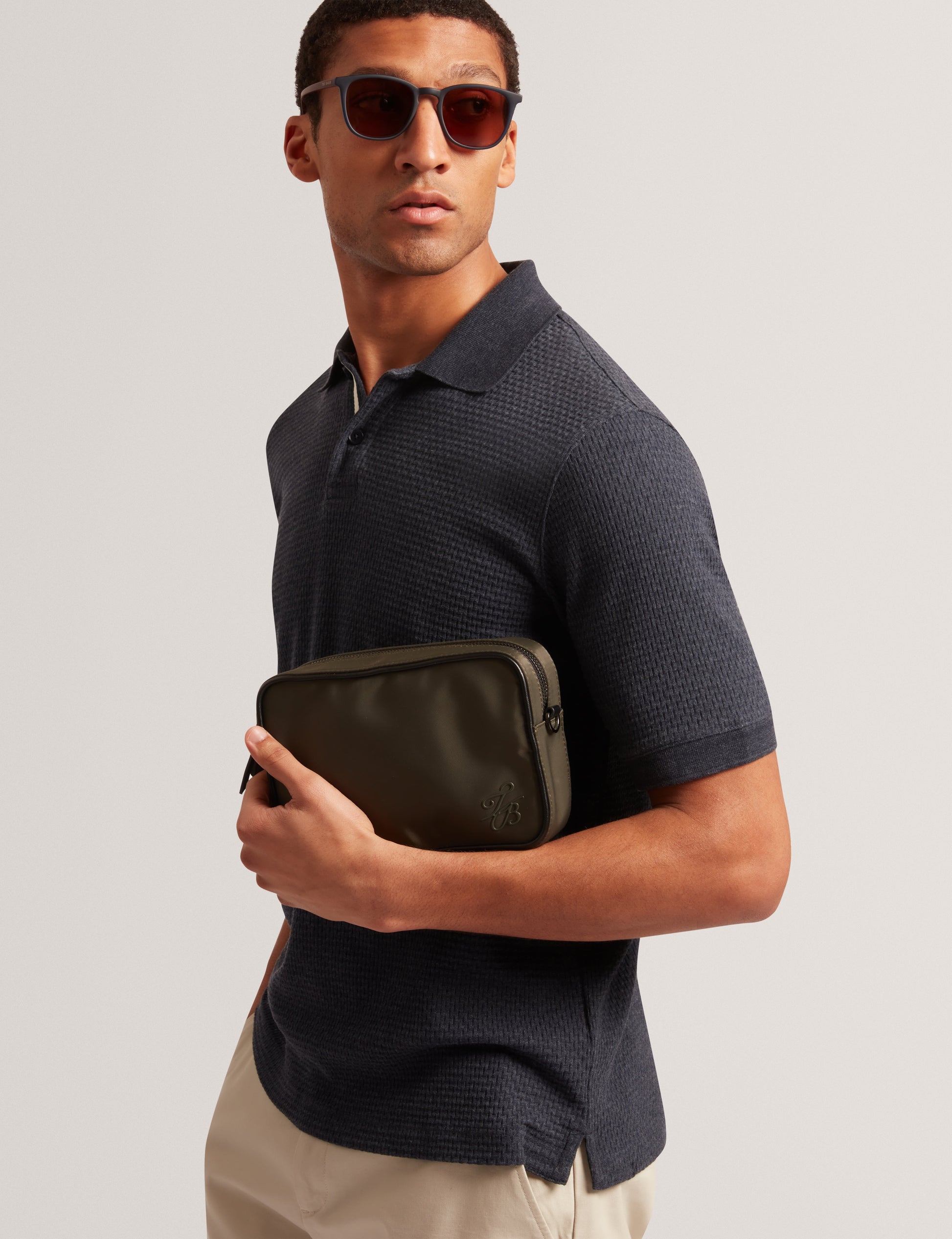 Mens NESBIIT-Nylon TB Script Camera Cross Ted Baker South Africa