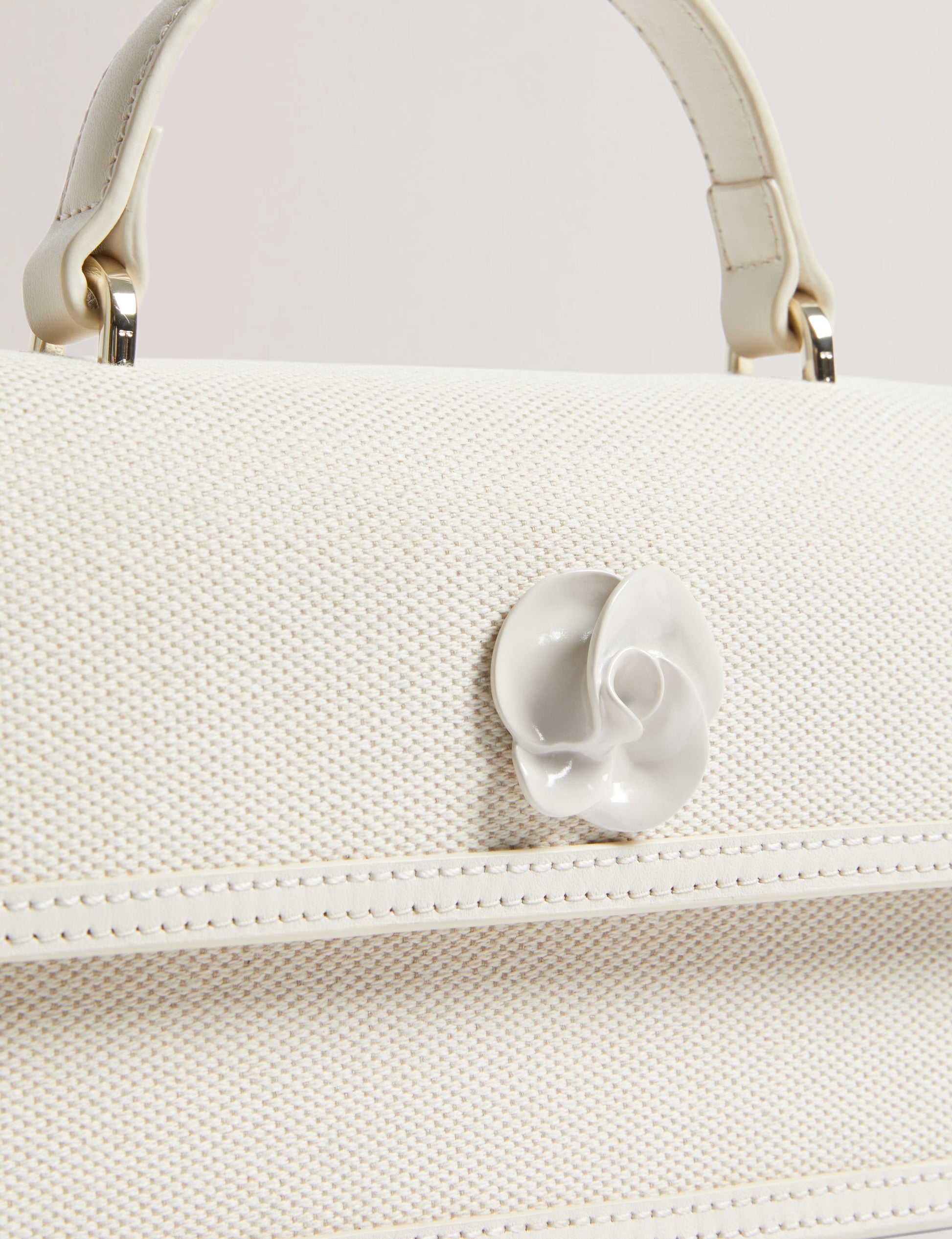 Women's AUDRIS-Canvas Rose Hardware Elongate Ted Baker South Africa