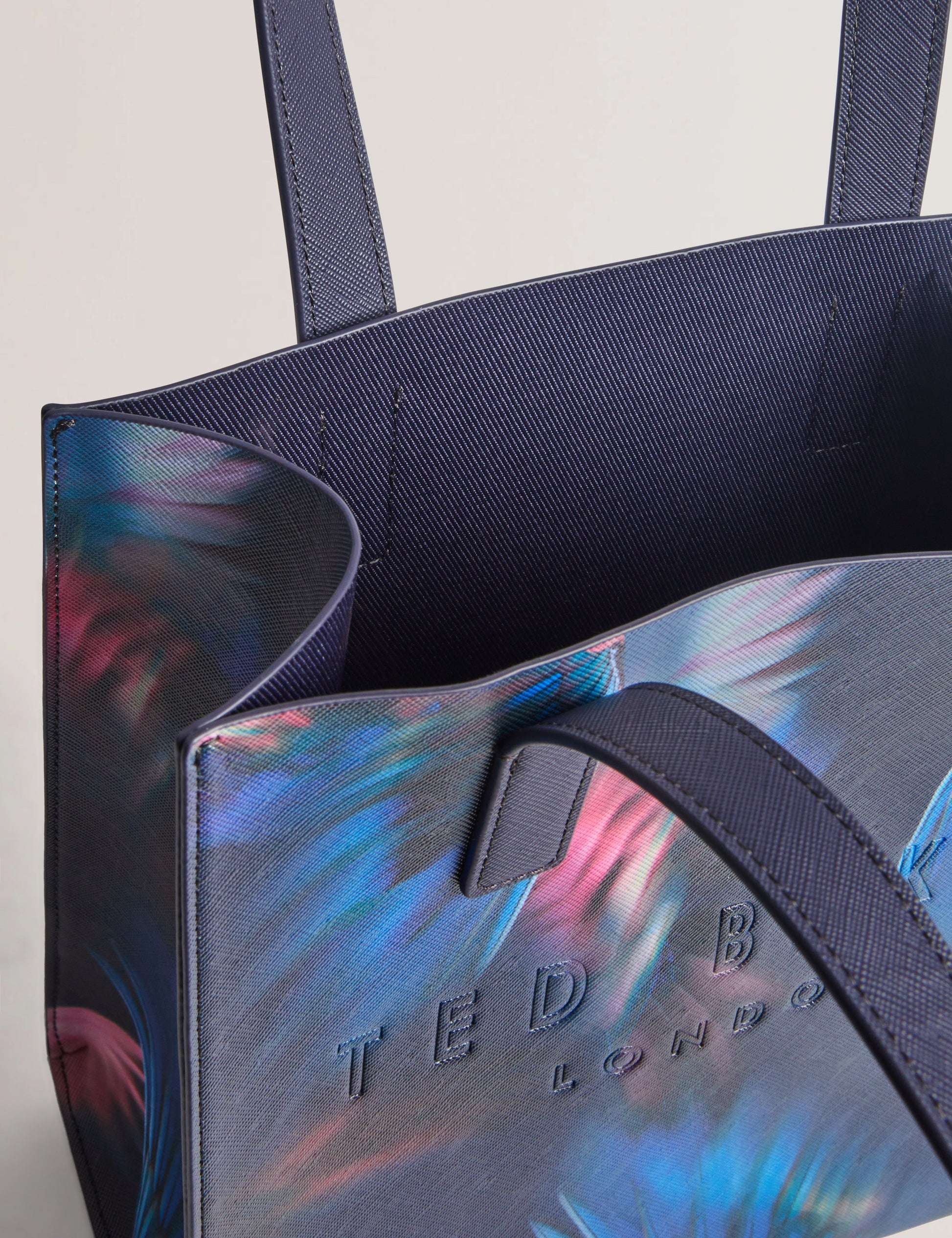 Women's FEACONS-Feather Print Small Icon Bag Navy Ted Baker South Africa