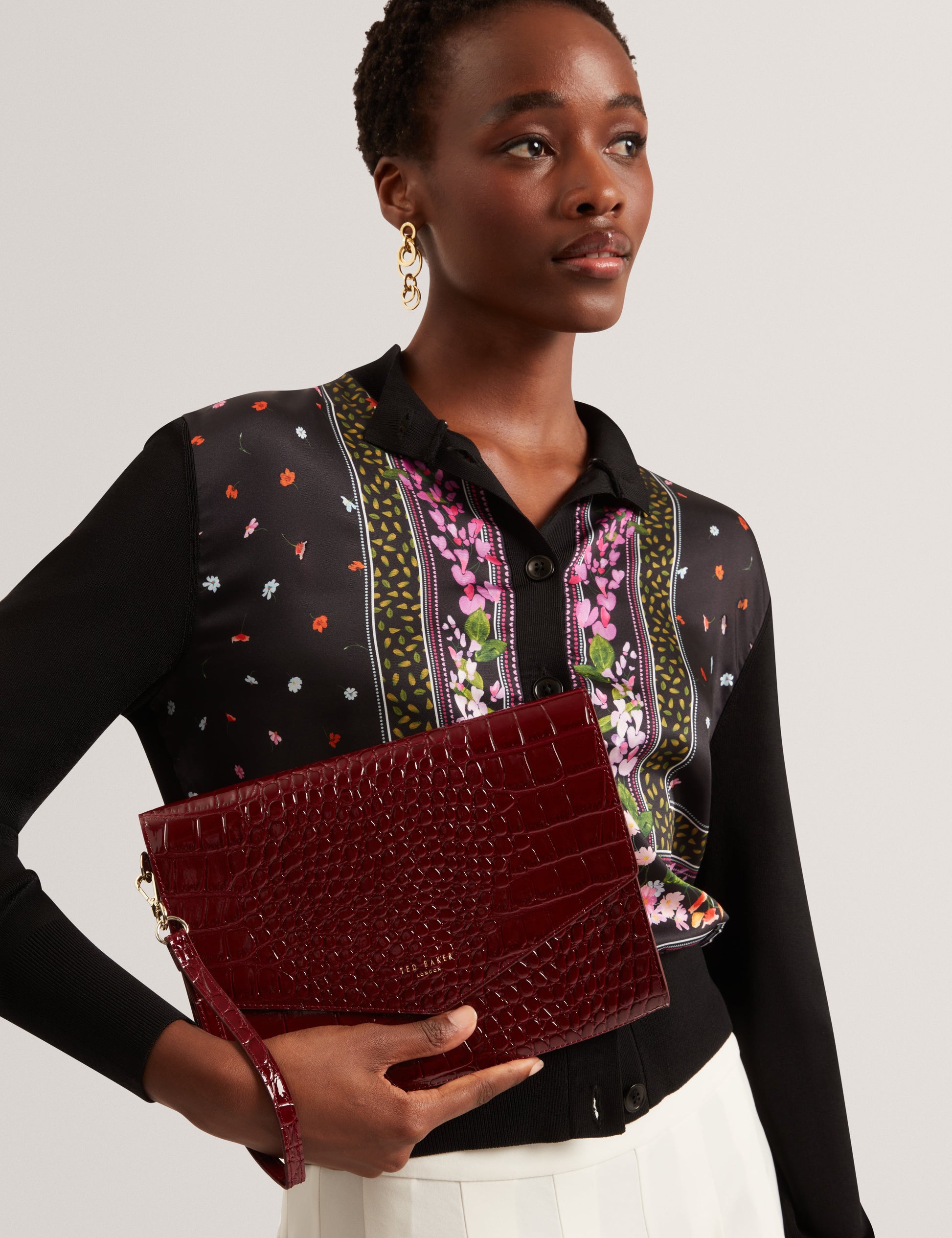 WESSLIE: Croc Effect Icon Envelope Pouch Ted Baker South Africa