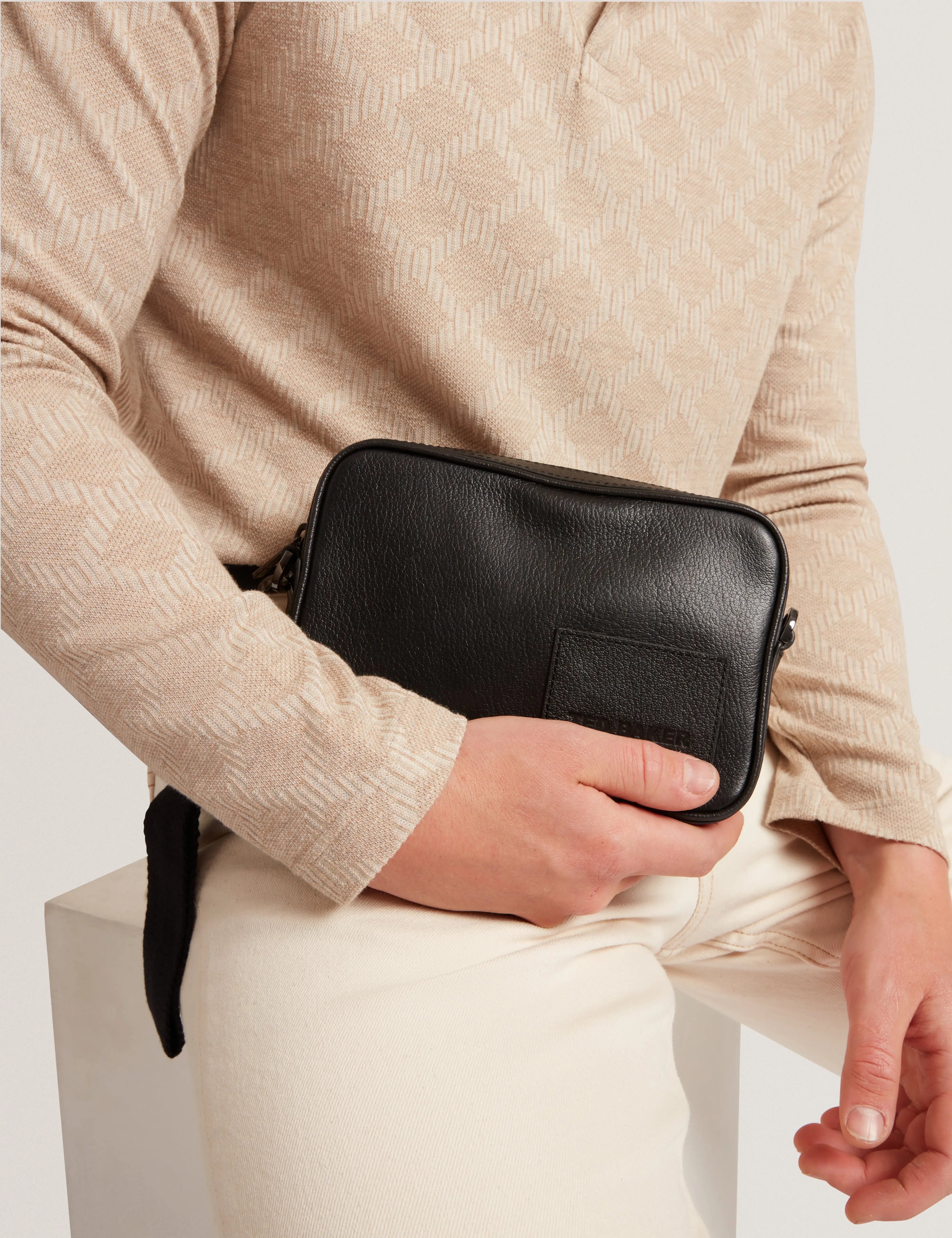 GRIFIN: Leather Crossbody Bag - Bellabags Ted Baker