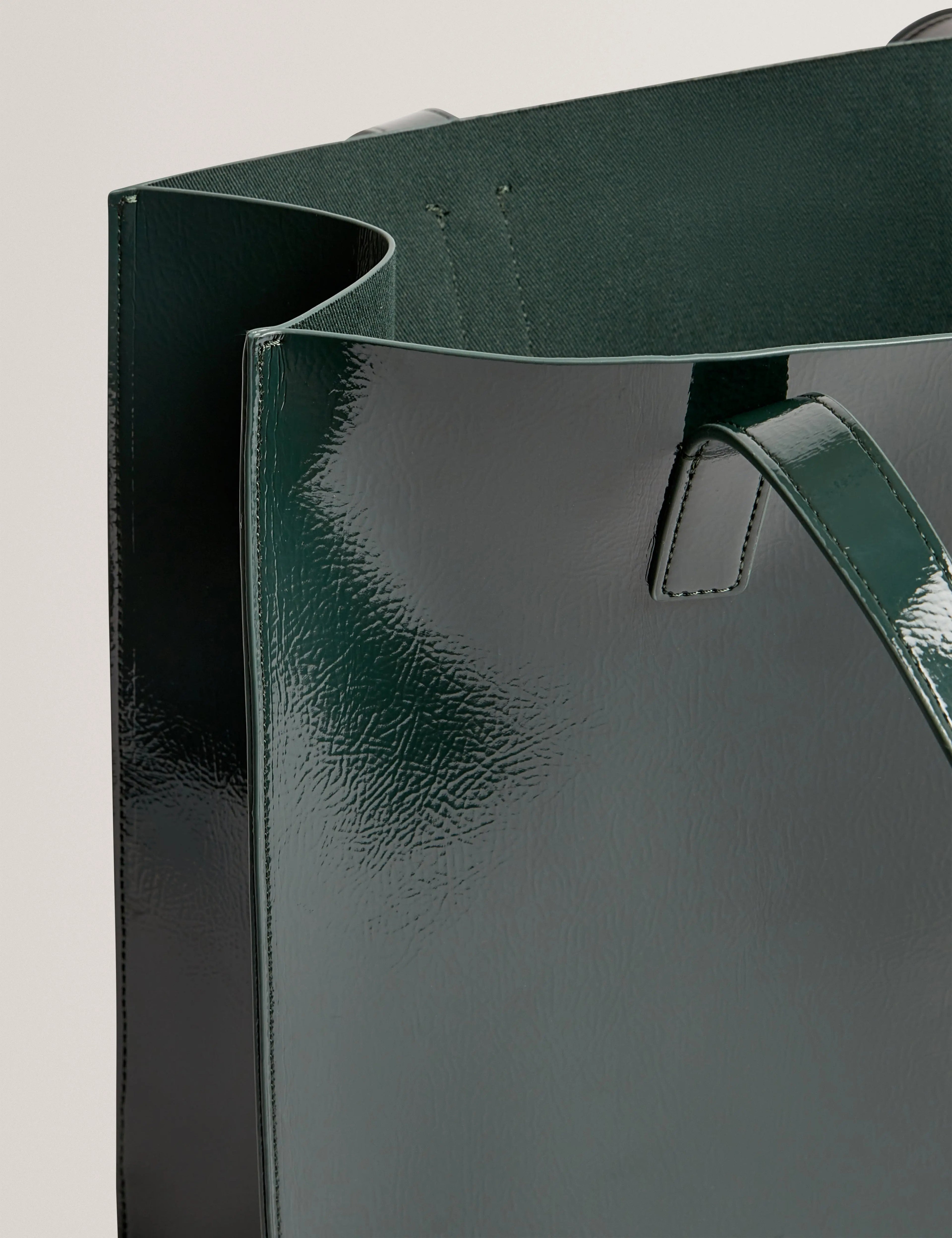 ROSENNI: Rose Detail Crinkle Large Tote Bag - Bellabags Ted Baker