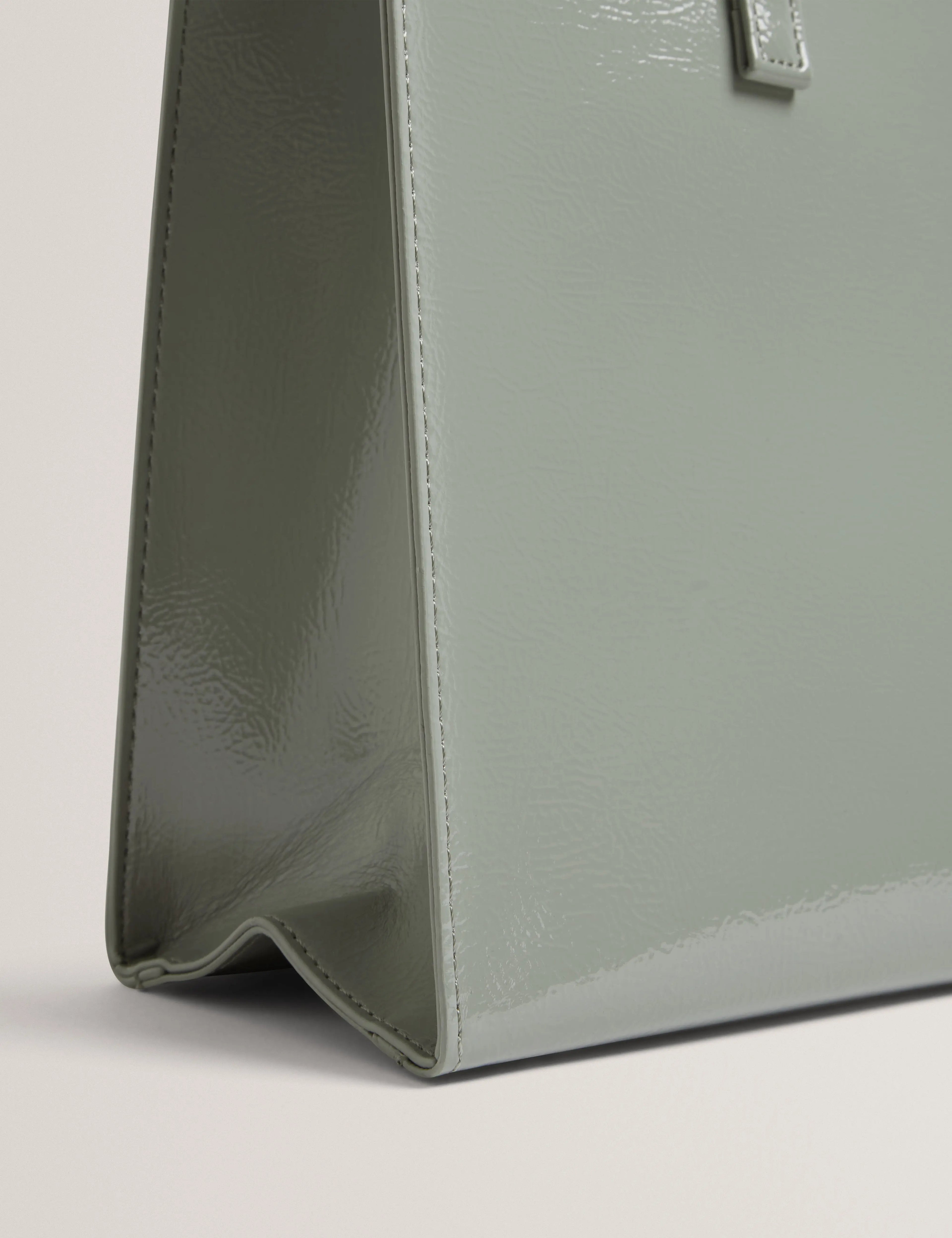 CRINELL: Elongated Crinkle Icon Bag - Bellabags Ted Baker