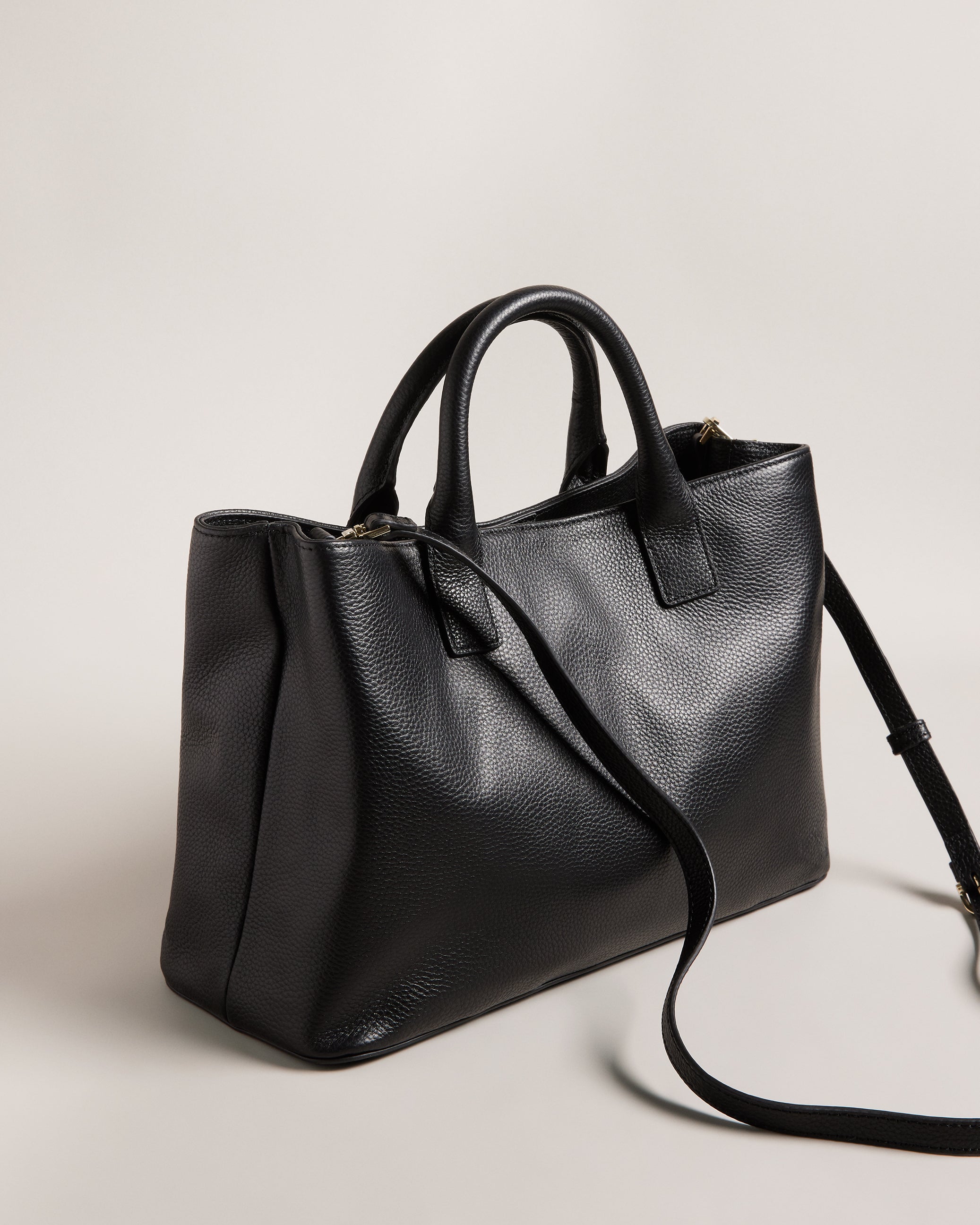 Women's Winisie Black Ted Baker South Africa Bellabags