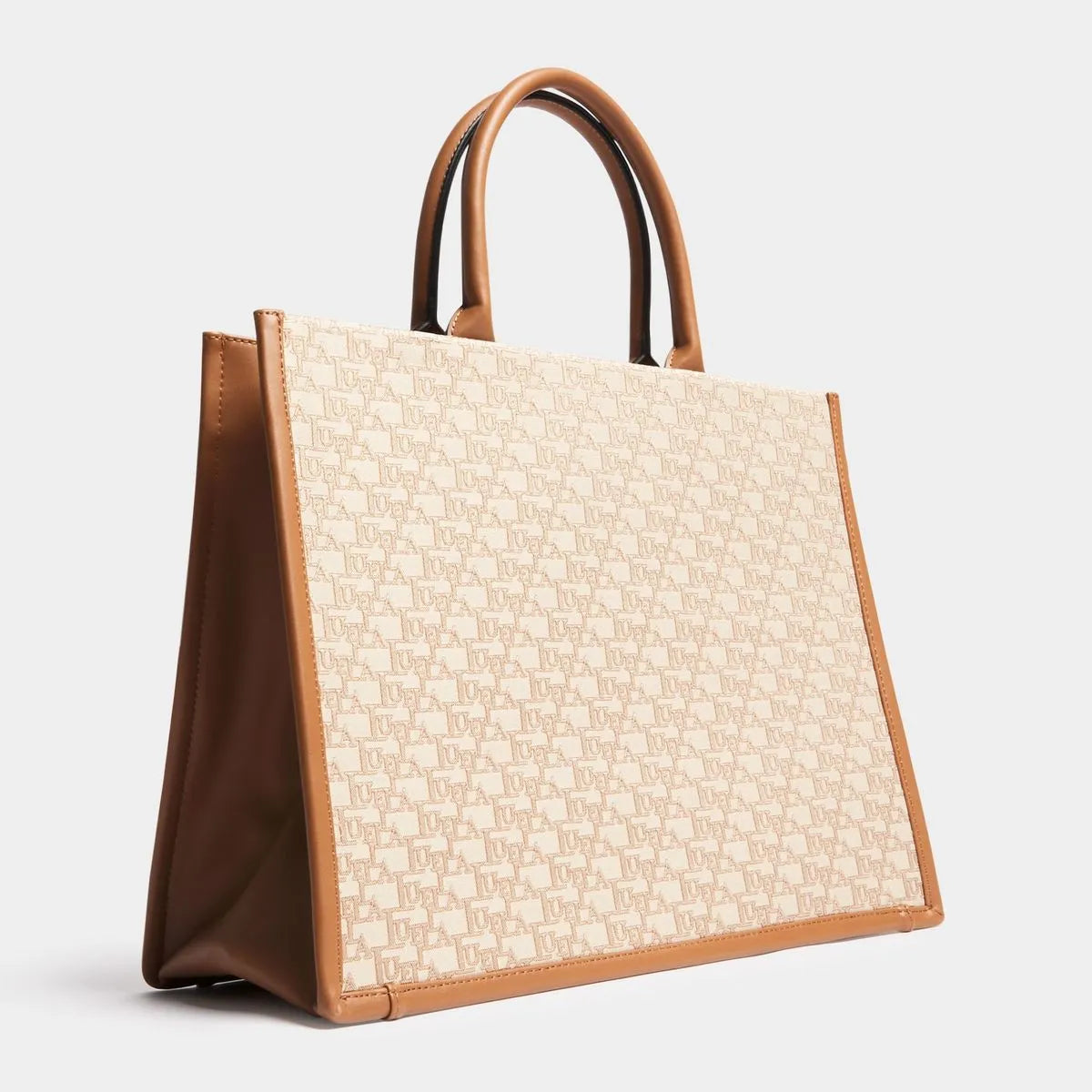 Large Front Pocket Jacquard Tote - By Luella - Invoque