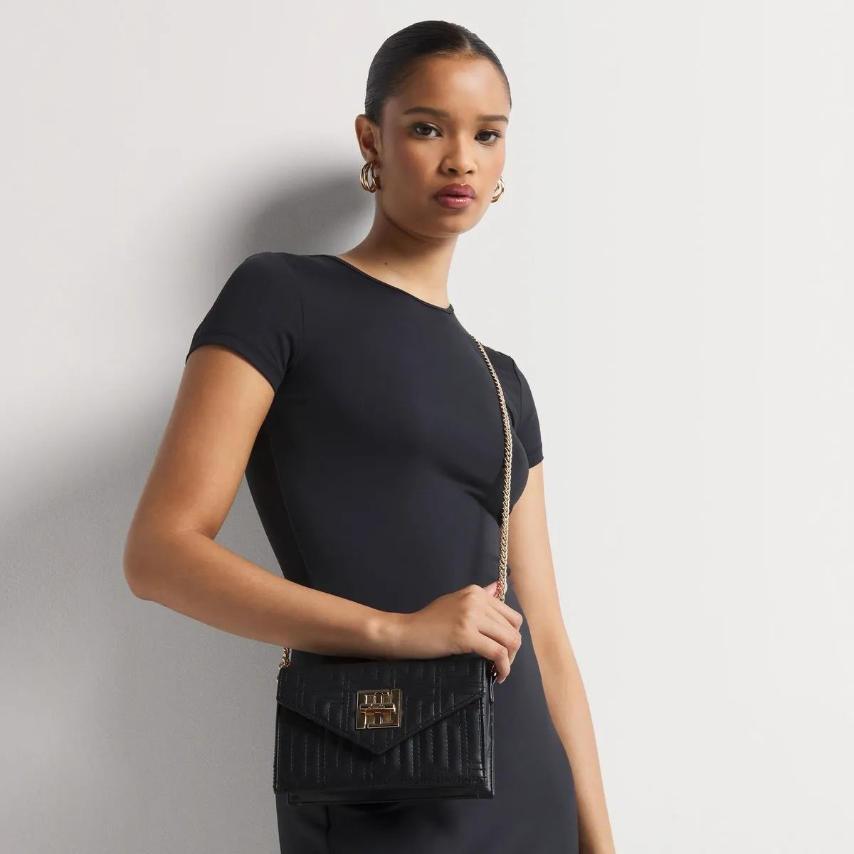 Embroidered Chain Wallet - By Luella - Invoque