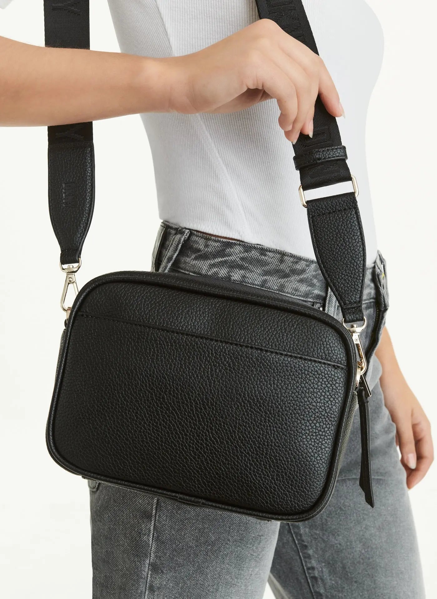 ZOIE CAMERA BAG - Bellabags DKNY