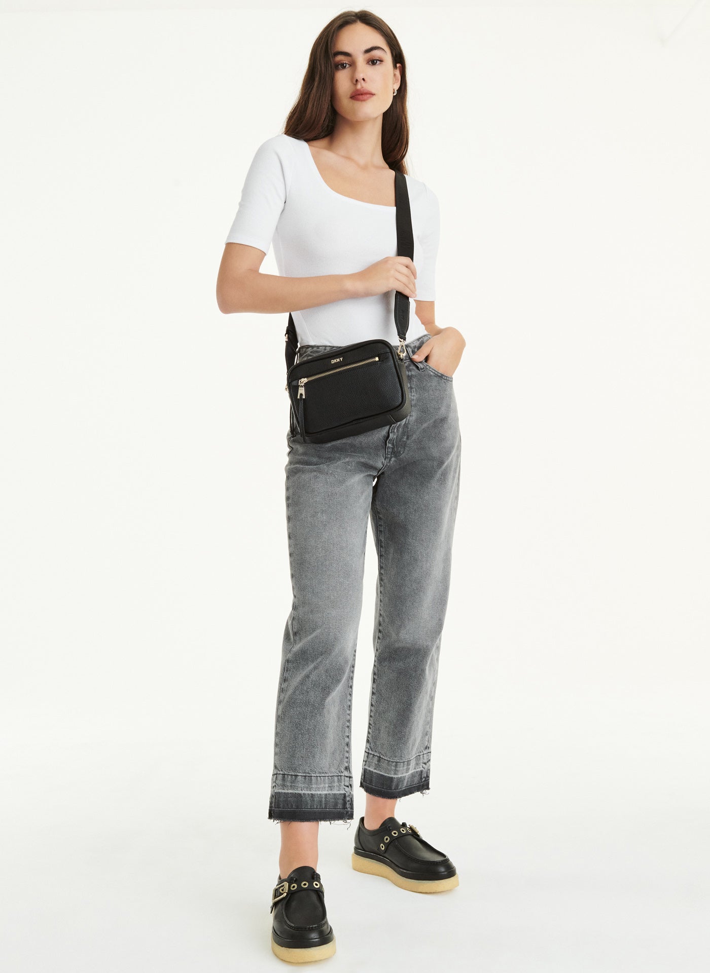 ZOIE CAMERA BAG - By DKNY - Invoque