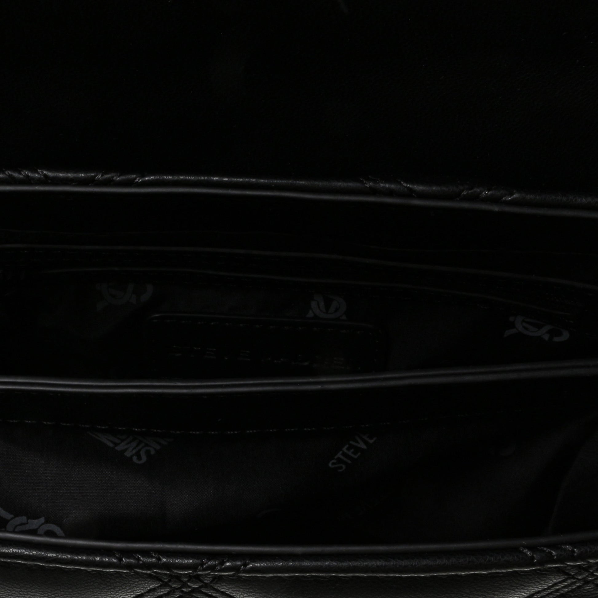 BWORSHIP BLACK/BLACK - By STEVE MADDEN - Invoque