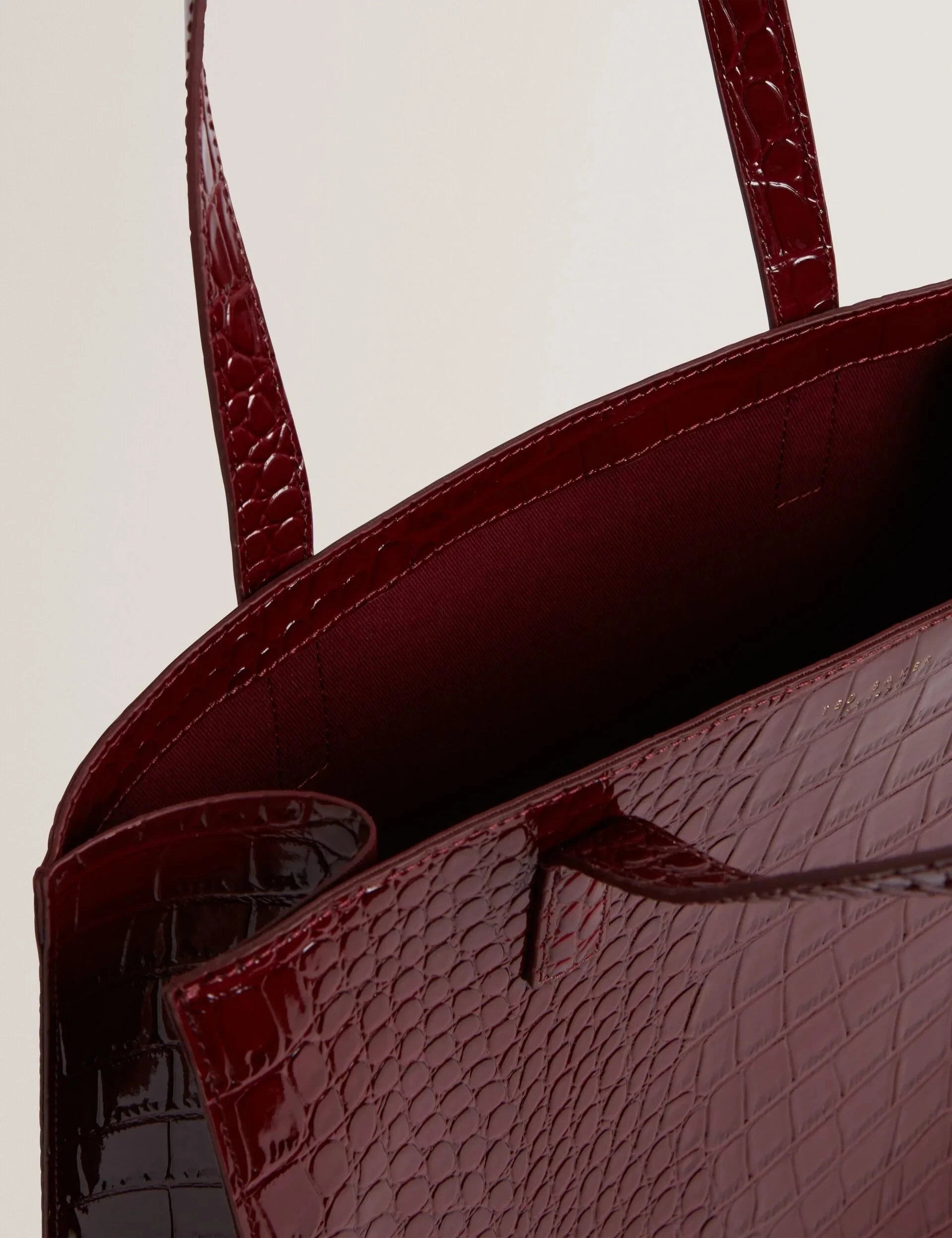 WENELLA: Croc Effect Large Icon Bag Ted Baker South Africa